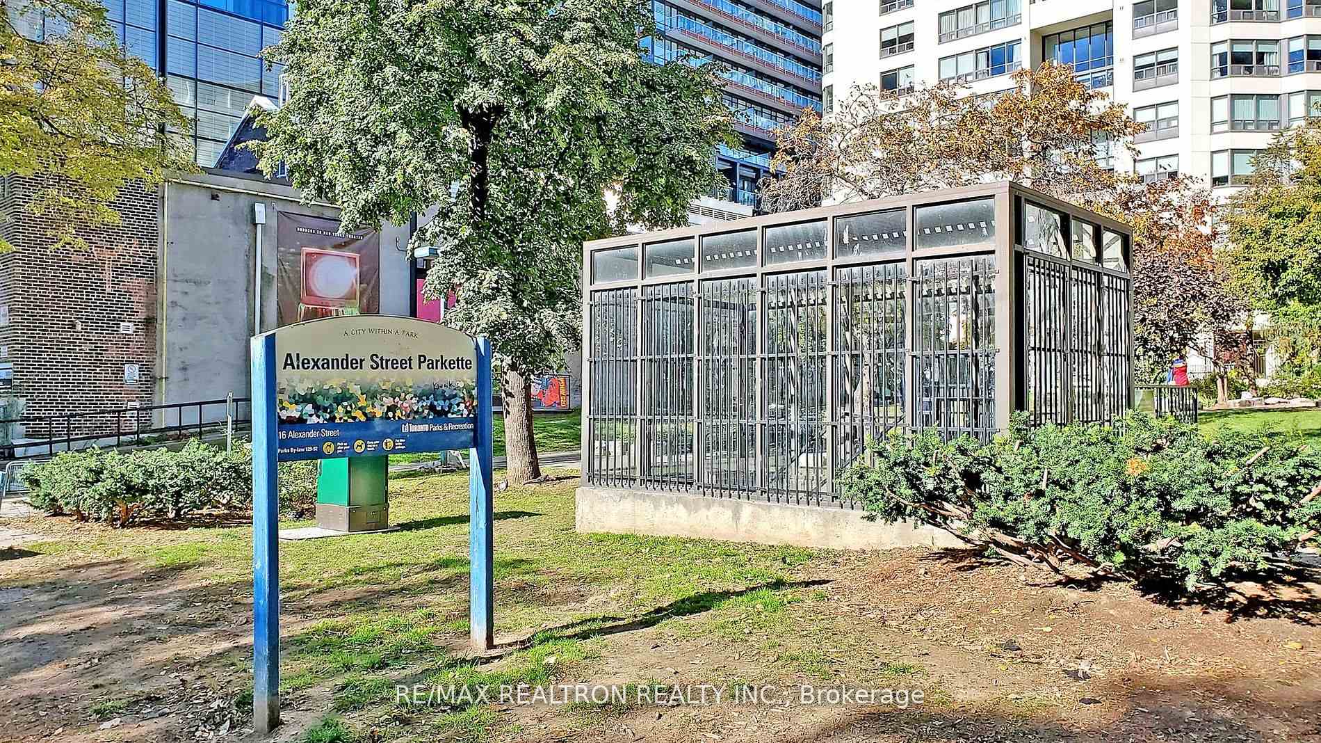 Photo 21 of Unit 4009, 501 Yonge Street, Toronto, Church-Yonge Corridor — HOMEH