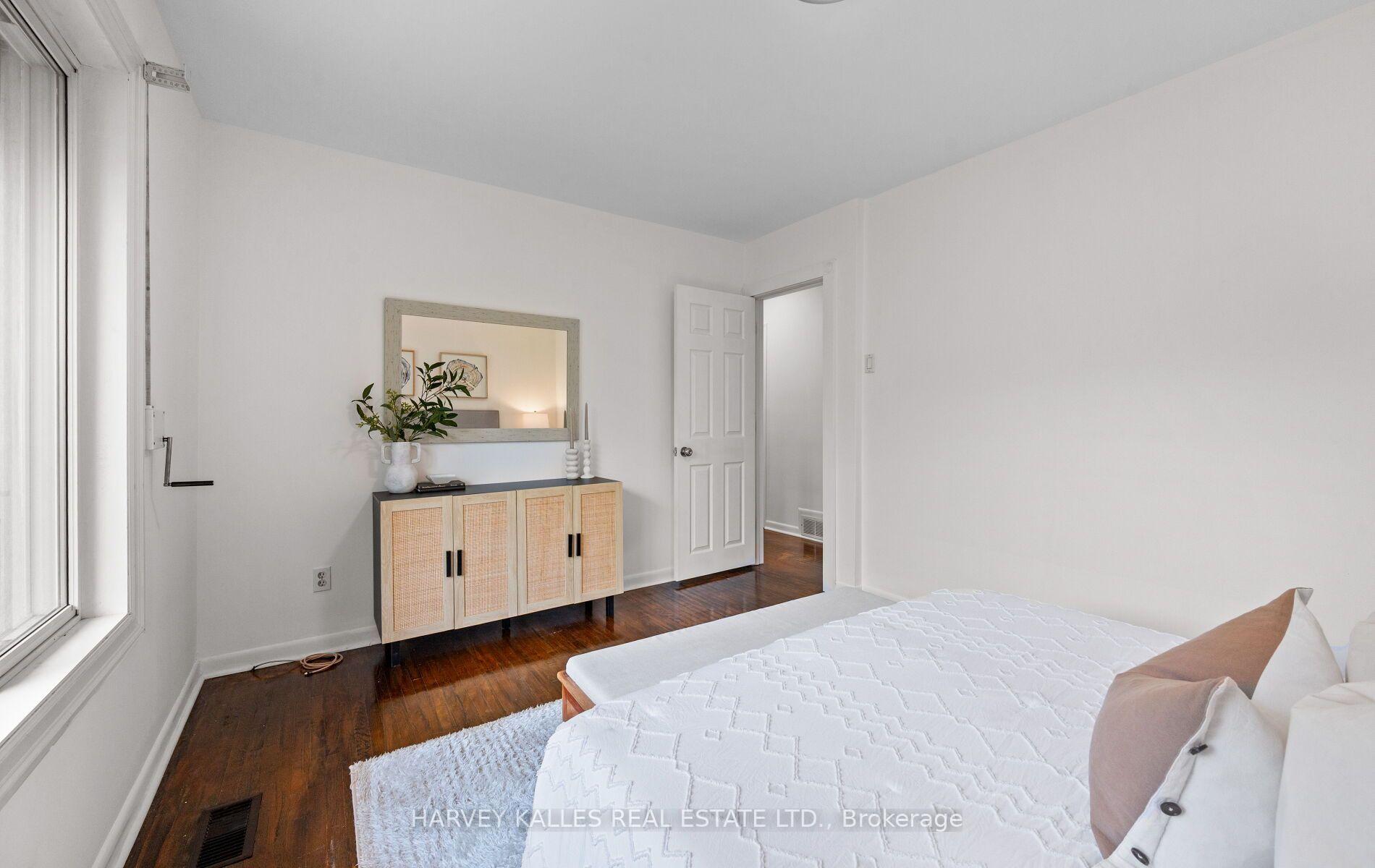Photo 24 of 20 Willowgate Drive, Markham, Bullock — HOMEH