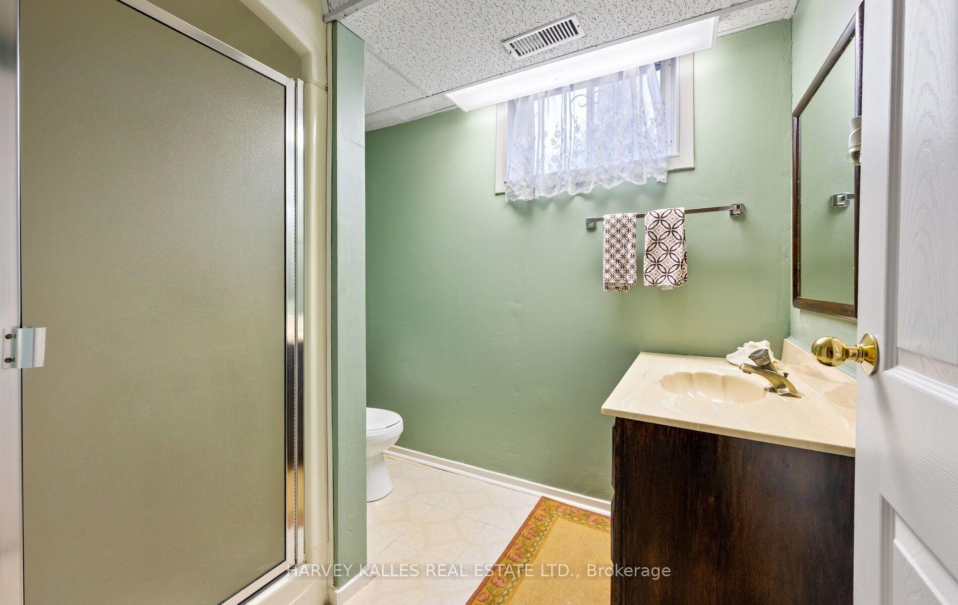 Photo 36 of 20 Willowgate Drive, Markham, Bullock — HOMEH