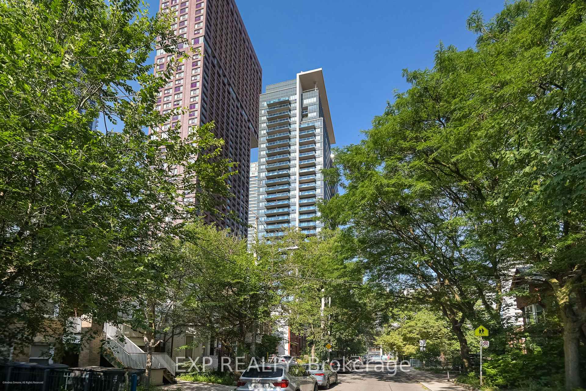 Photo 3 of Unit PH2, 28 Linden Street, Toronto, North St. James Town — HOMEH