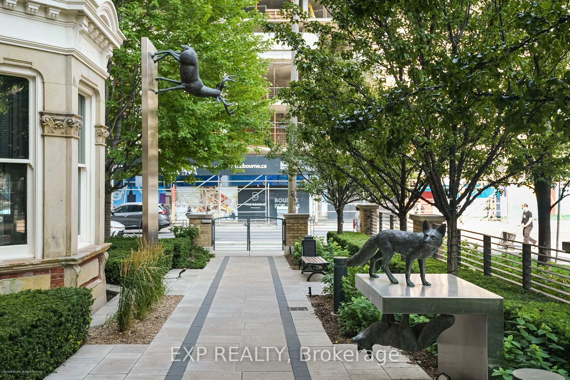 Photo 5 of Unit PH2, 28 Linden Street, Toronto, North St. James Town — HOMEH
