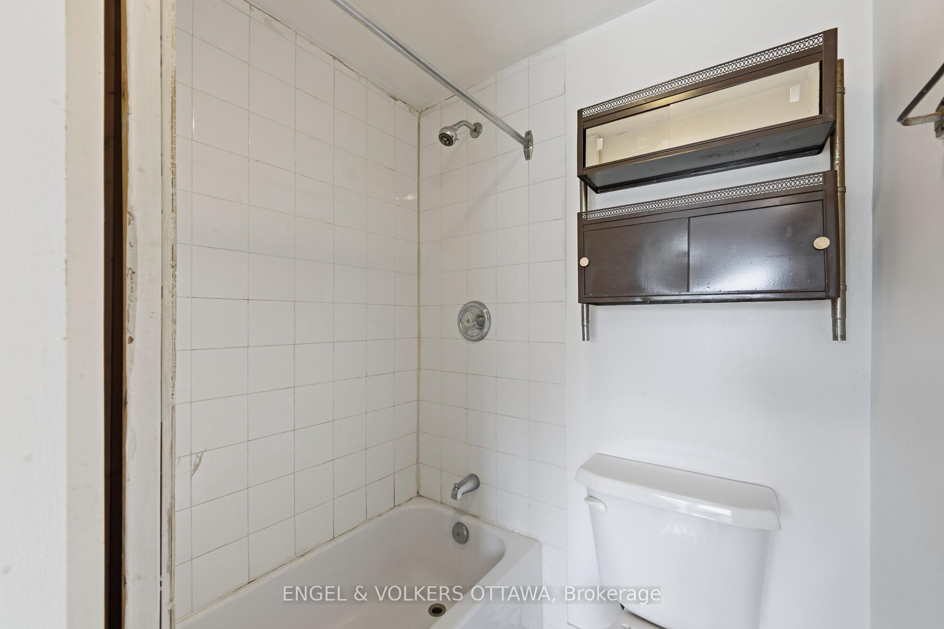 Photo 36 of 1446 Ridgebrook Drive, Ottawa, Pineview — HOMEH