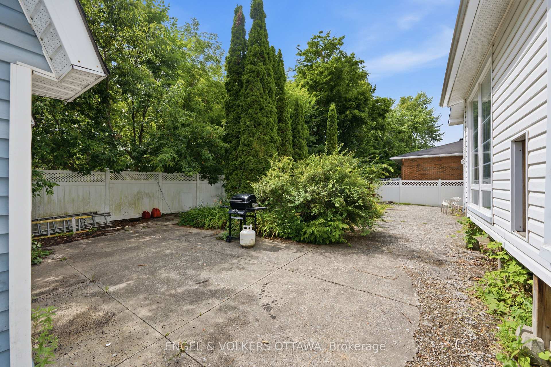 Photo 44 of 1446 Ridgebrook Drive, Ottawa, Pineview — HOMEH