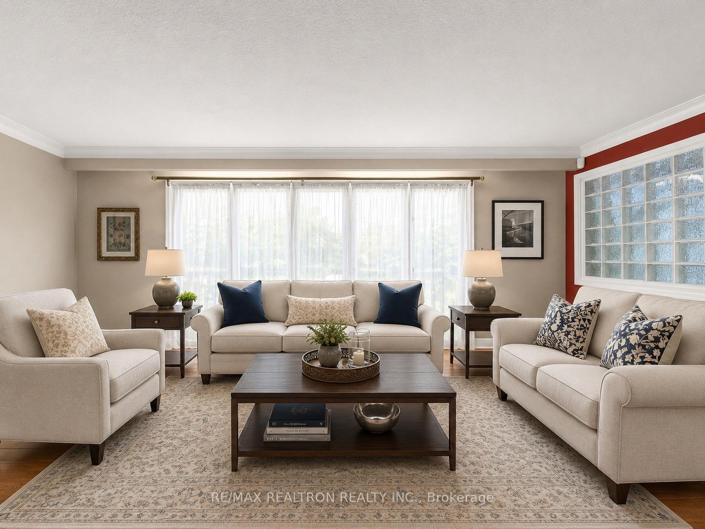 Photo 3 of 22 Longbridge Road, Vaughan, Uplands — HOMEH