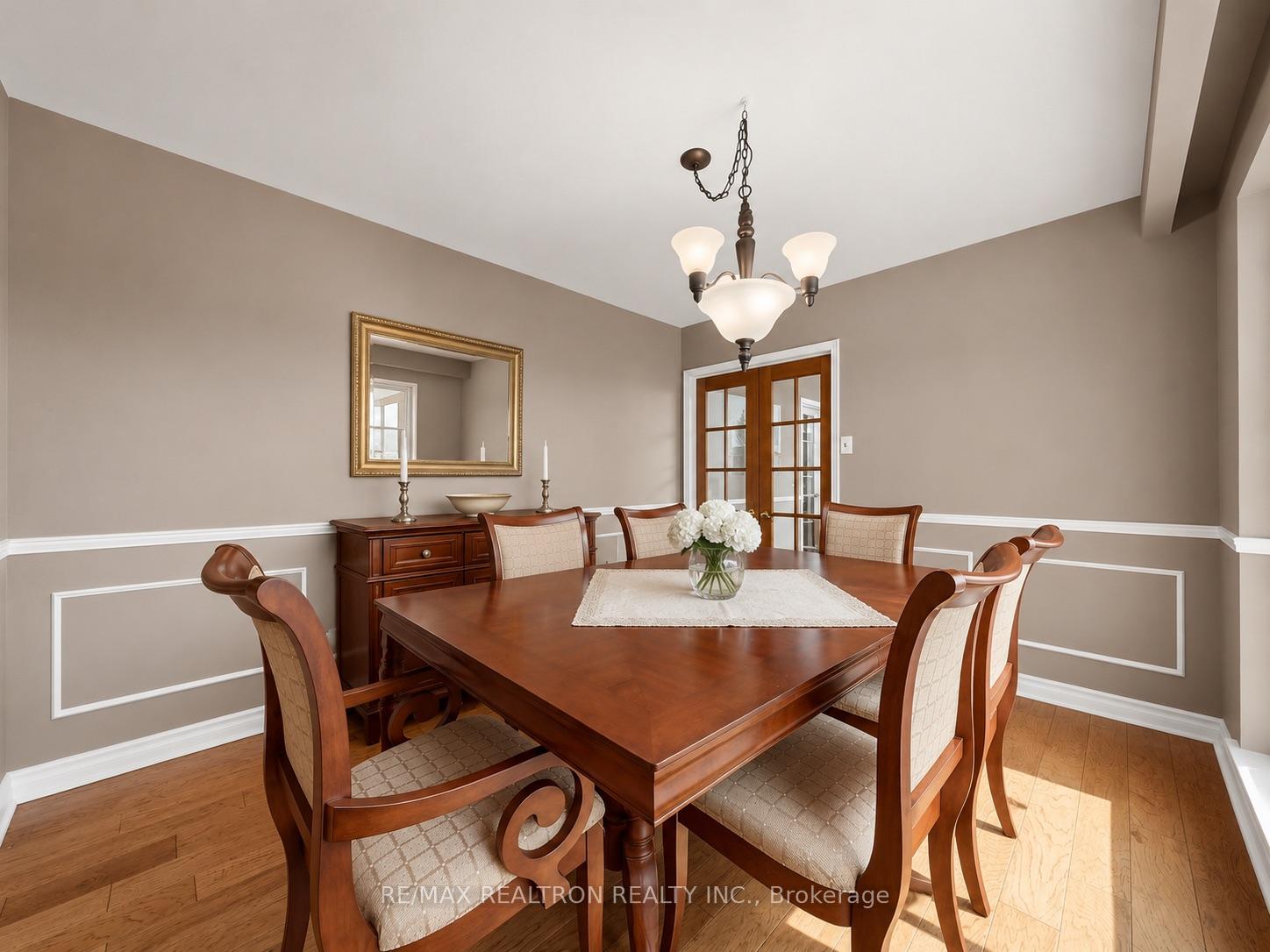Photo 7 of 22 Longbridge Road, Vaughan, Uplands — HOMEH