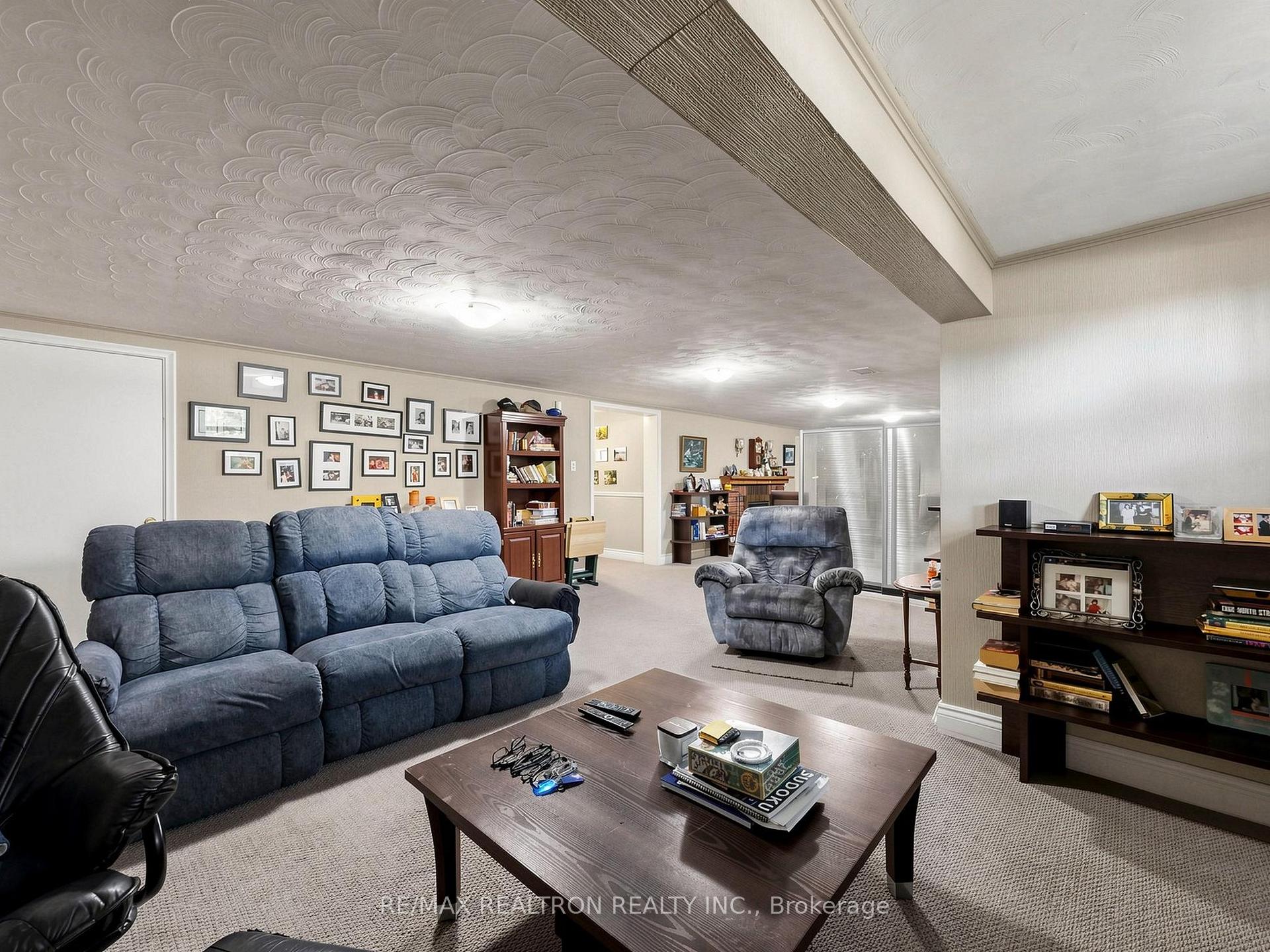 Photo 23 of 22 Longbridge Road, Vaughan, Uplands — HOMEH