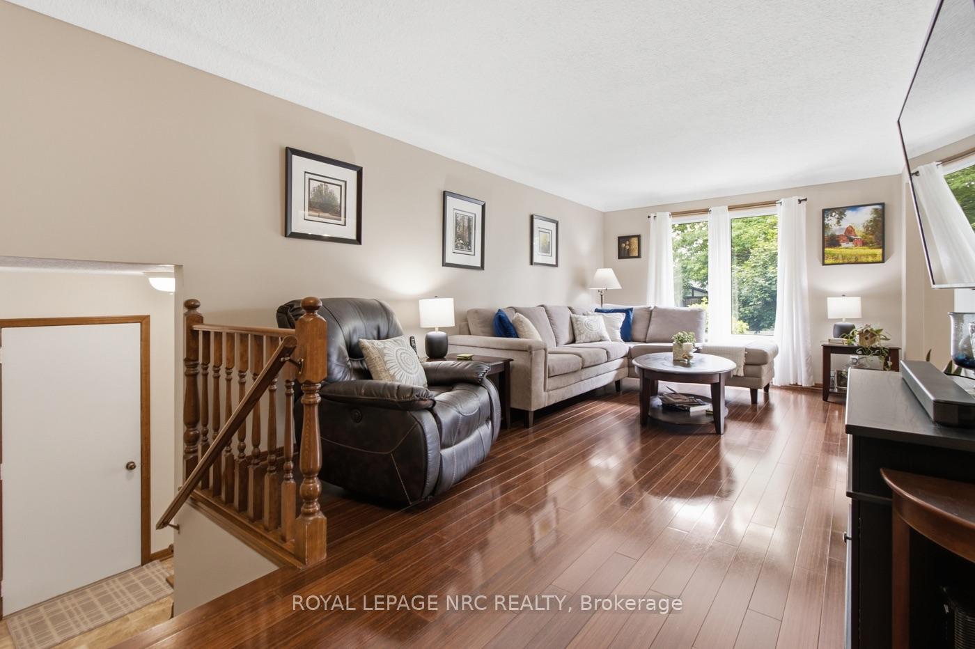 Photo 4 of 11 Jennifer Court, Welland, Prince Charles — HOMEH