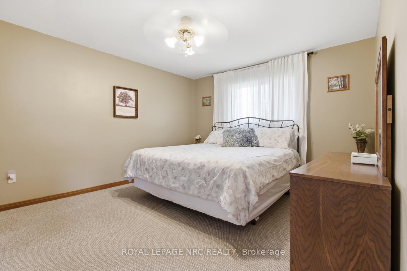 Photo 13 of 11 Jennifer Court, Welland, Prince Charles — HOMEH