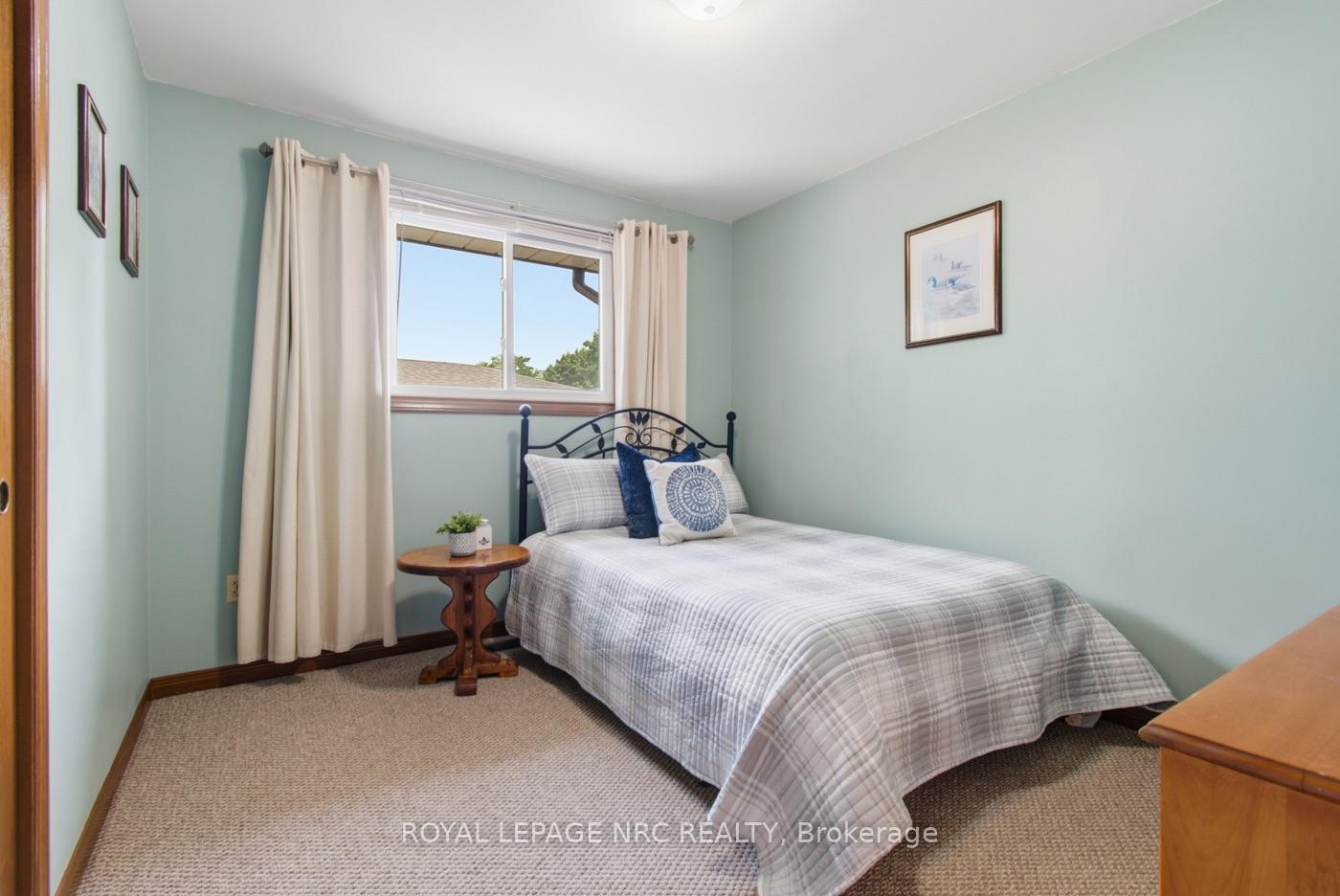 Photo 15 of 11 Jennifer Court, Welland, Prince Charles — HOMEH