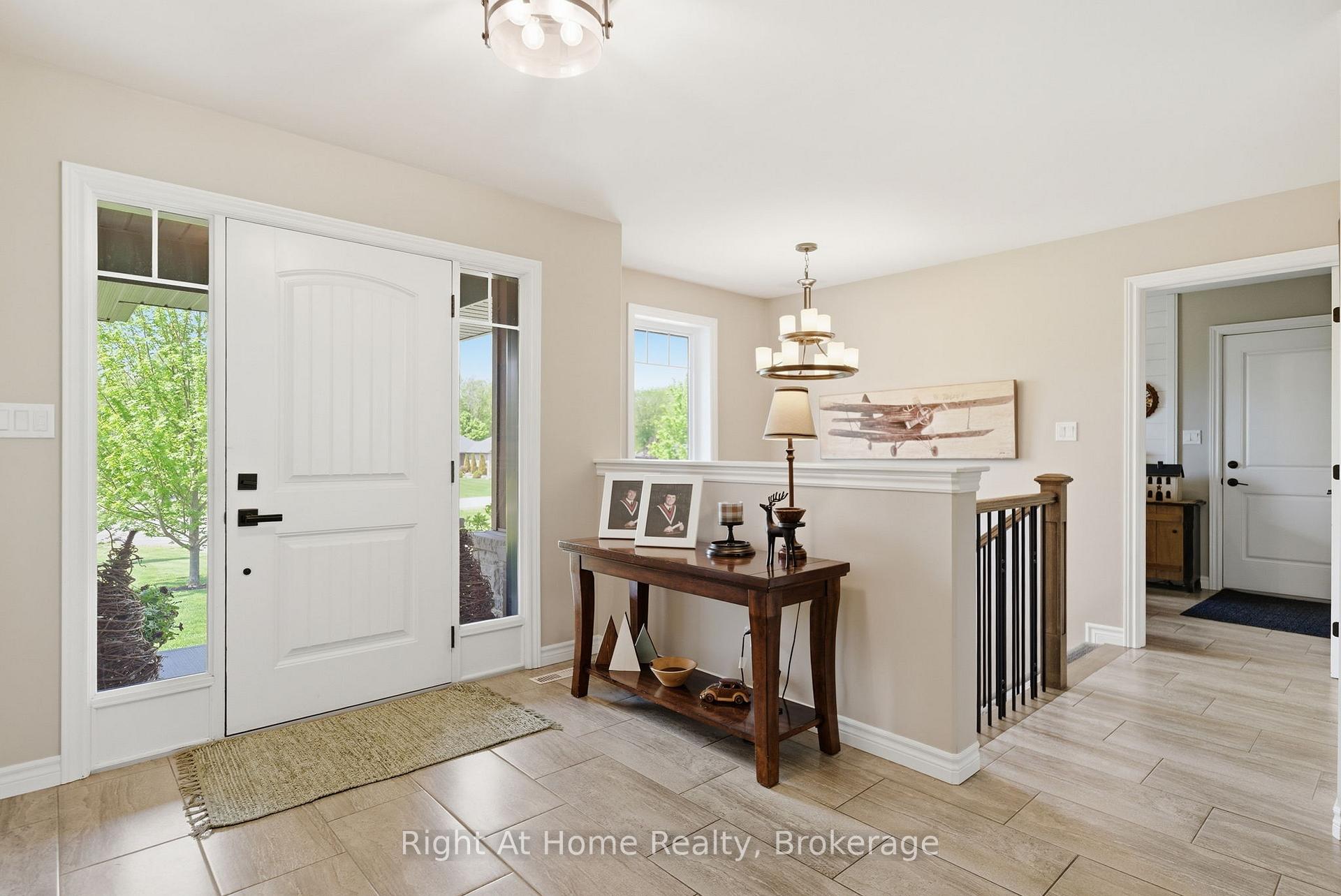 Photo 11 of 144 Hiddenvalley Drive, Belleville, Thurlow Ward — HOMEH