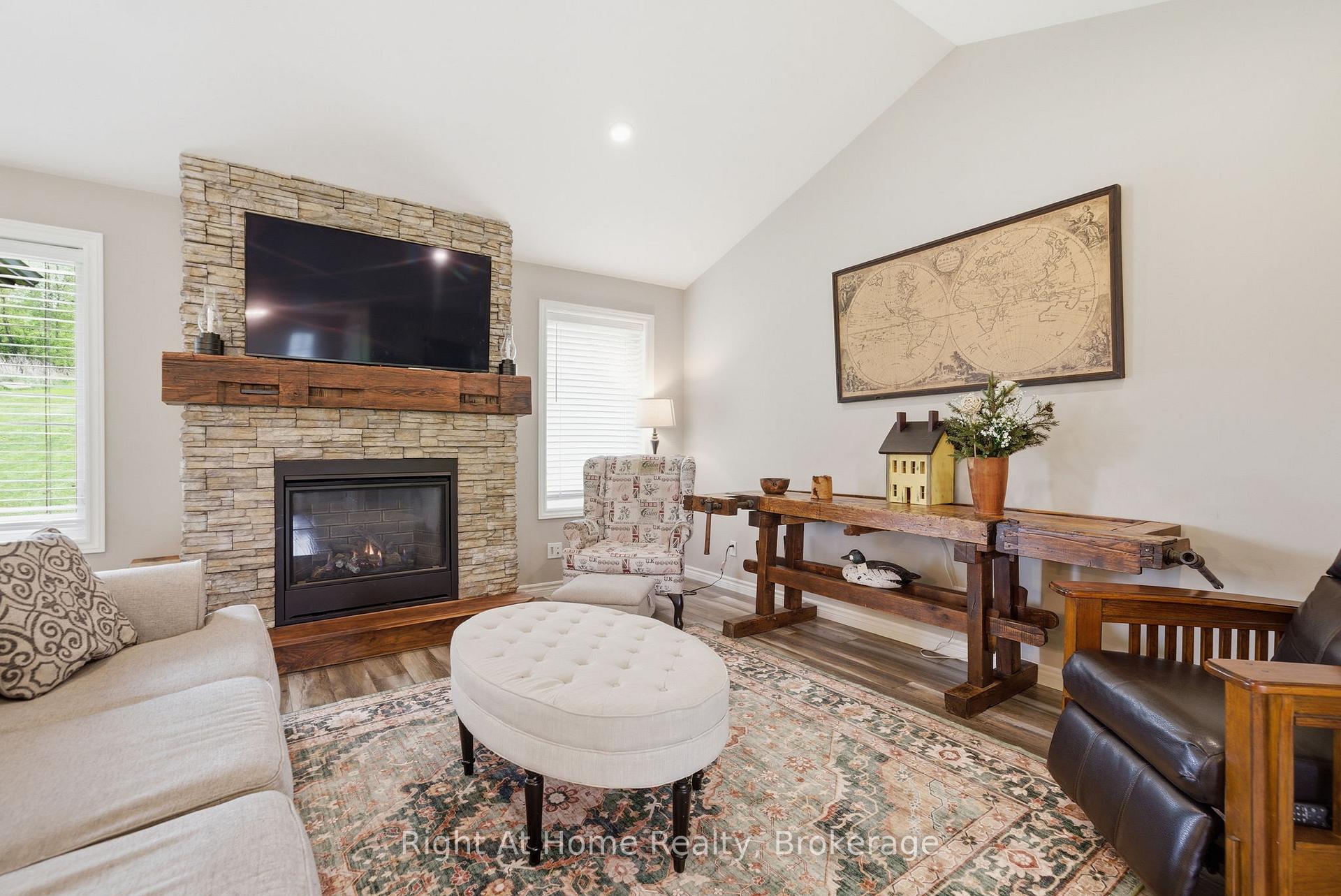 Photo 12 of 144 Hiddenvalley Drive, Belleville, Thurlow Ward — HOMEH