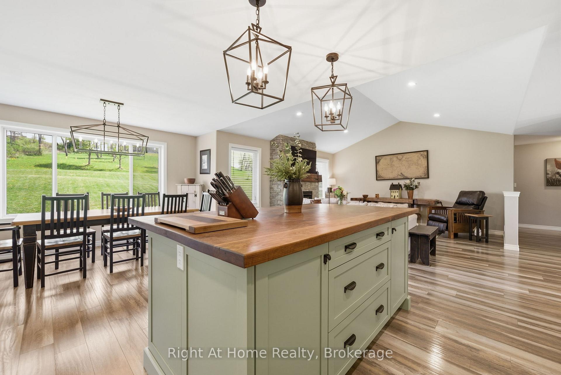 Photo 15 of 144 Hiddenvalley Drive, Belleville, Thurlow Ward — HOMEH