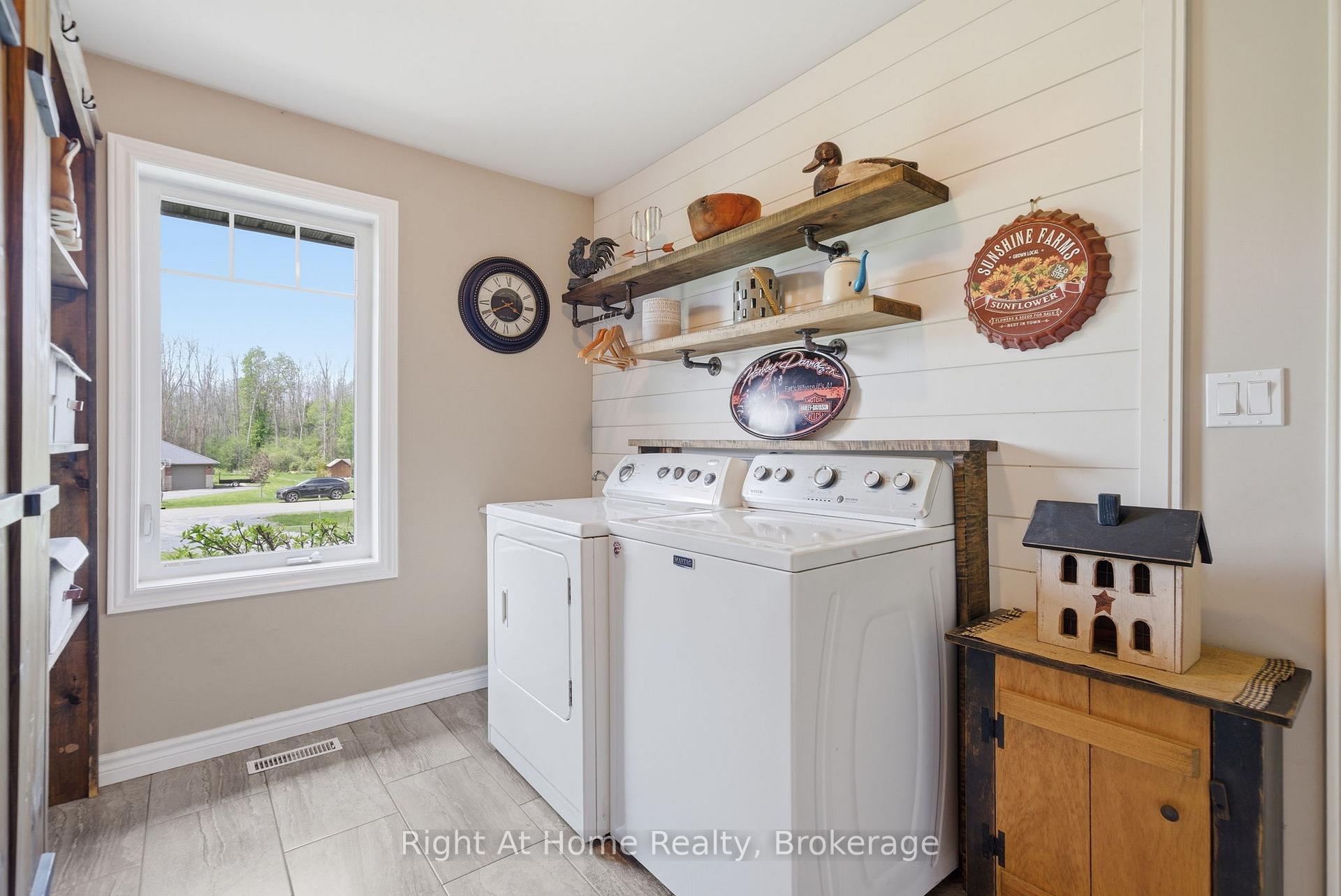 Photo 19 of 144 Hiddenvalley Drive, Belleville, Thurlow Ward — HOMEH