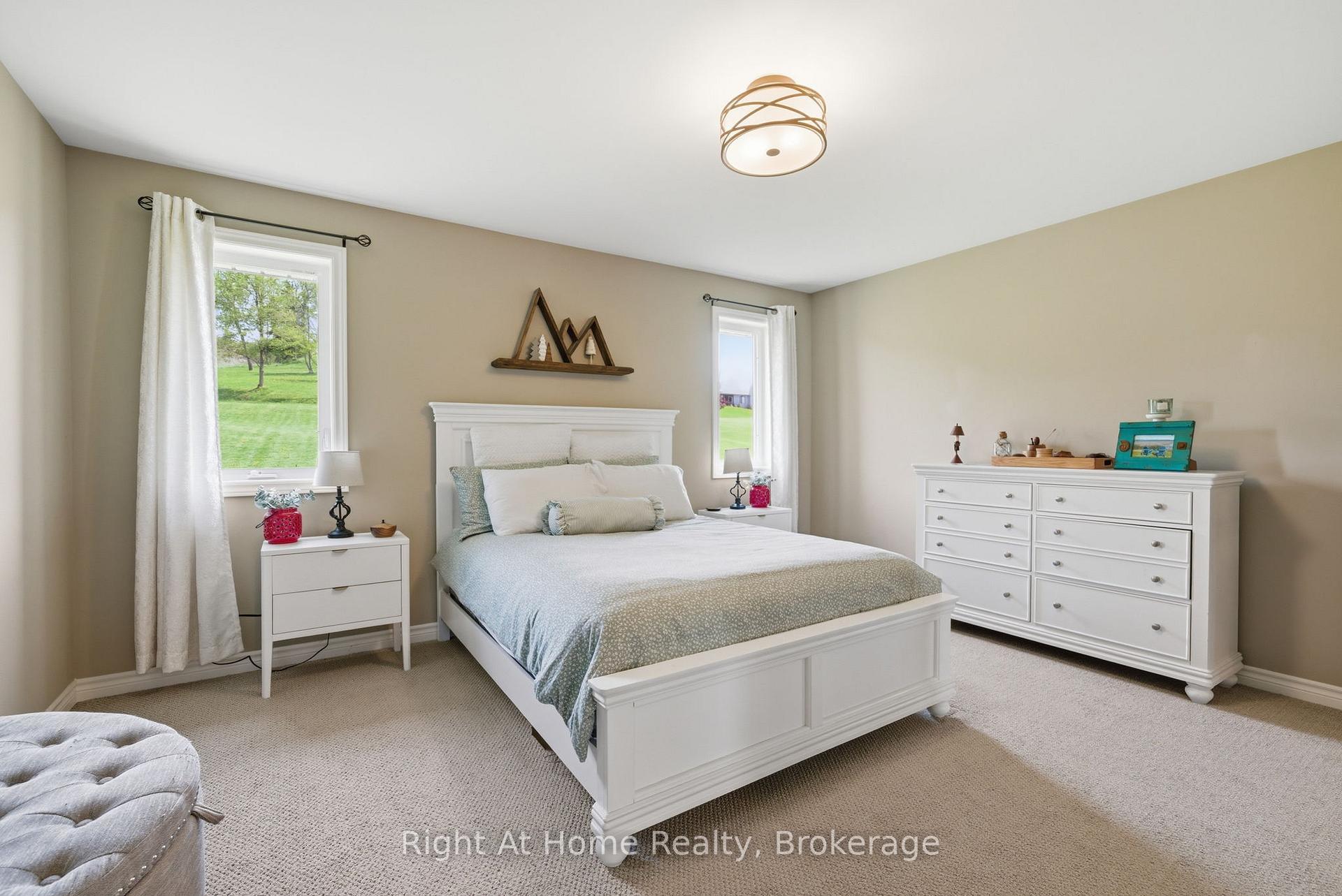 Photo 20 of 144 Hiddenvalley Drive, Belleville, Thurlow Ward — HOMEH