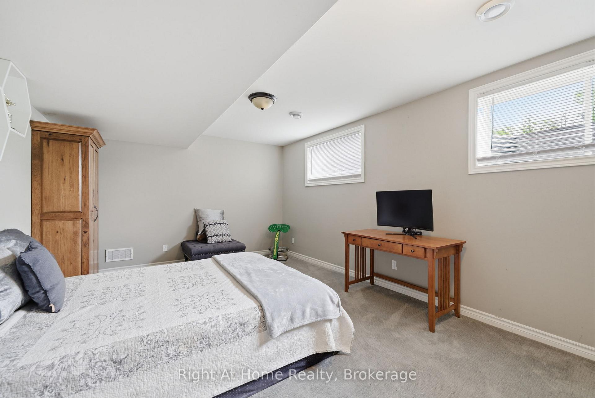 Photo 38 of 144 Hiddenvalley Drive, Belleville, Thurlow Ward — HOMEH