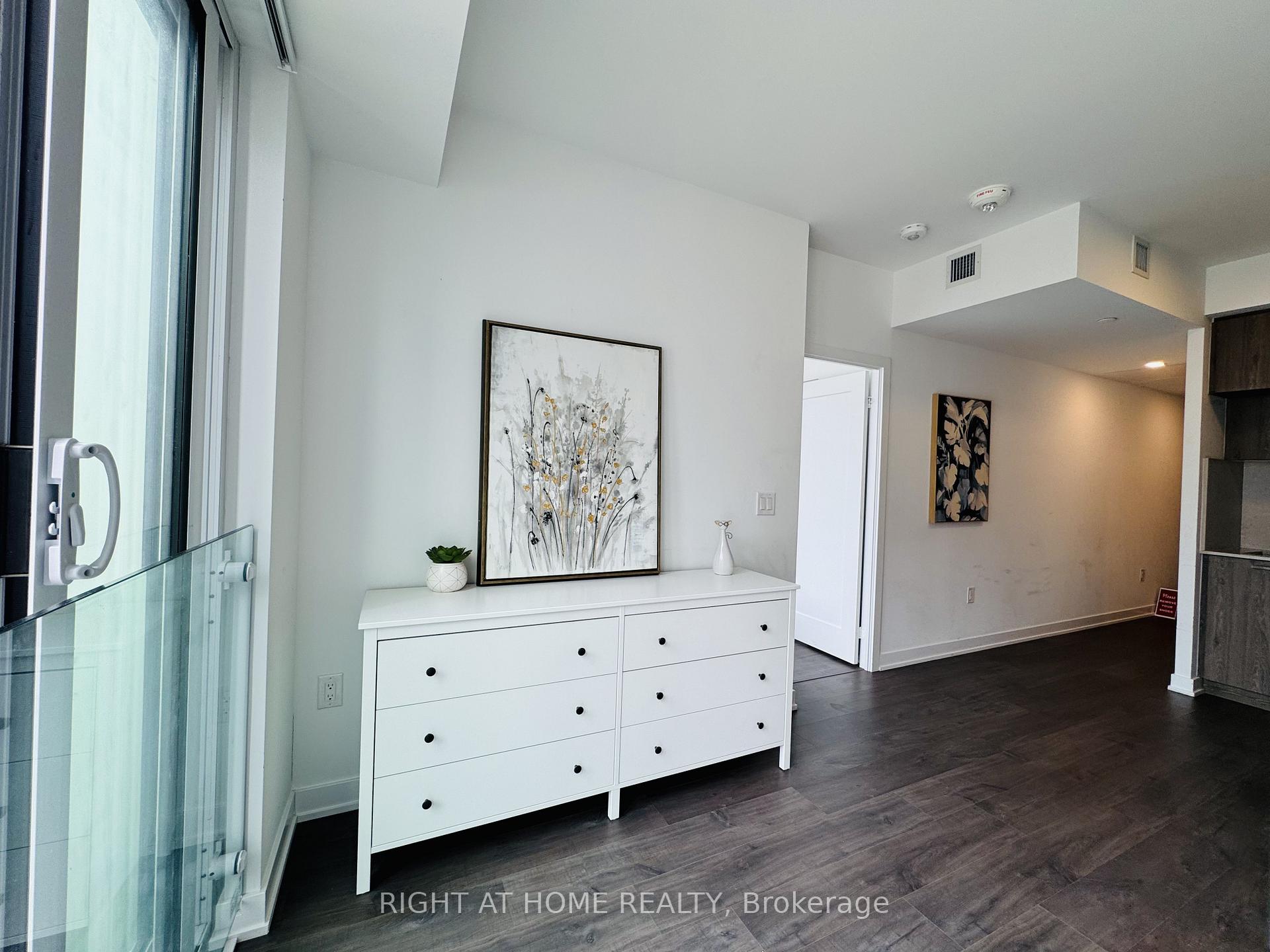 Photo 7 of Unit 1011, 50 McCaul Street, Toronto, Kensington-Chinatown — HOMEH