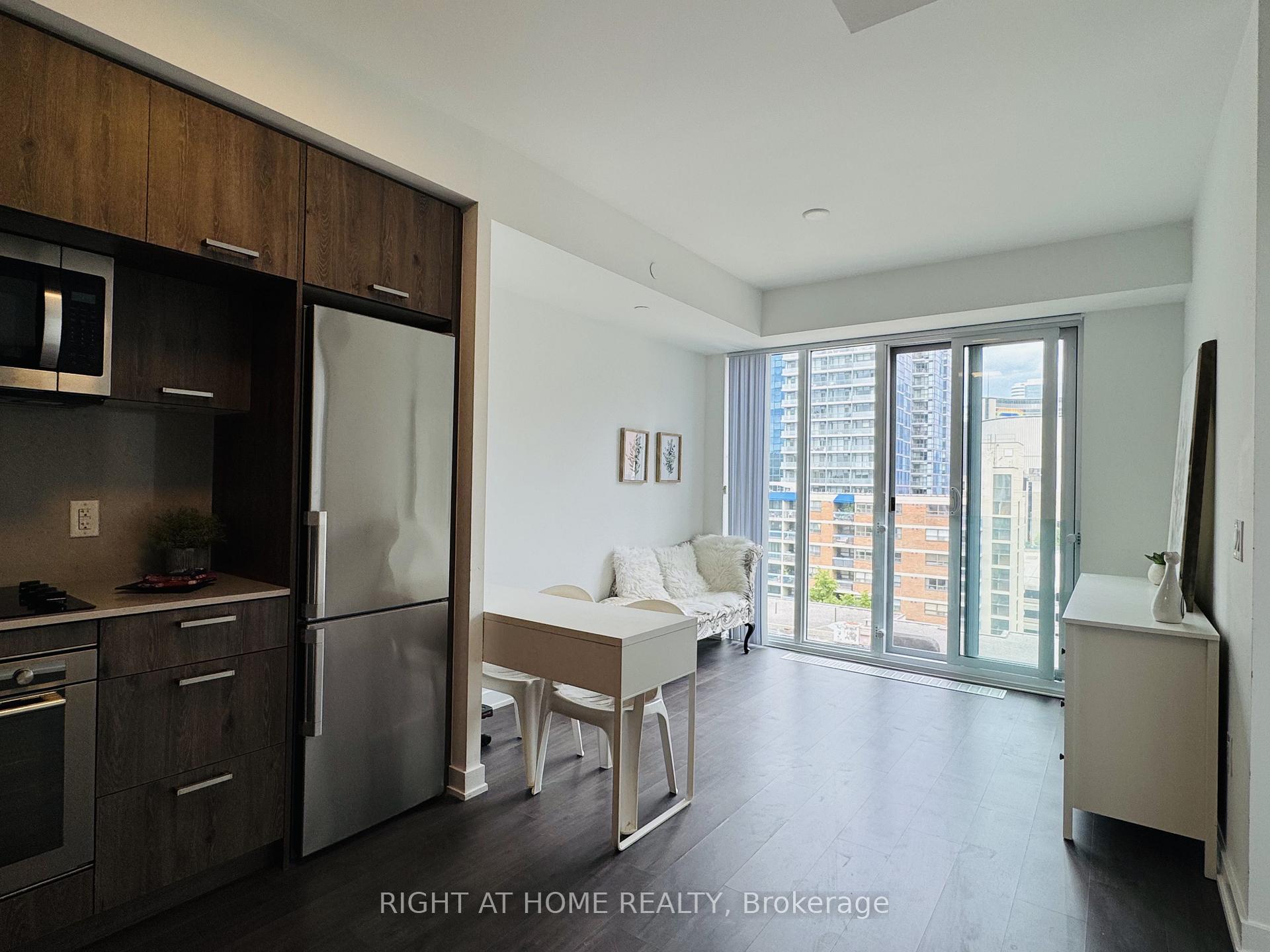 Photo 11 of Unit 1011, 50 McCaul Street, Toronto, Kensington-Chinatown — HOMEH