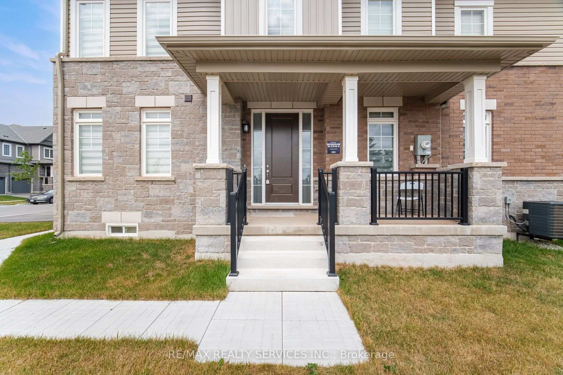 Photo 11 of 10 Conboy Drive, Erin — HOMEH