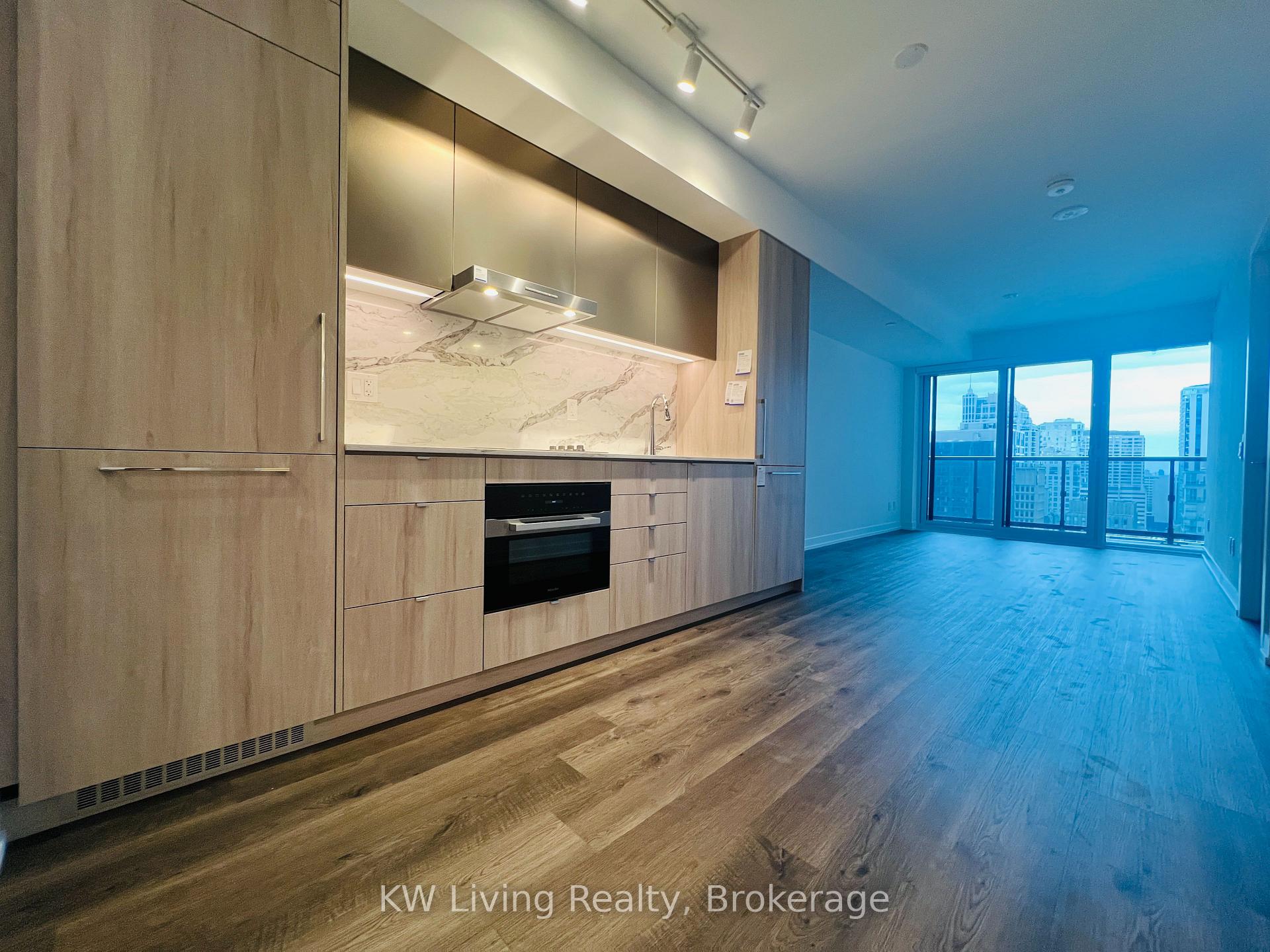 Photo 2 of Unit 1902, 771 Yonge Street, Toronto, Rosedale-Moore Park — HOMEH