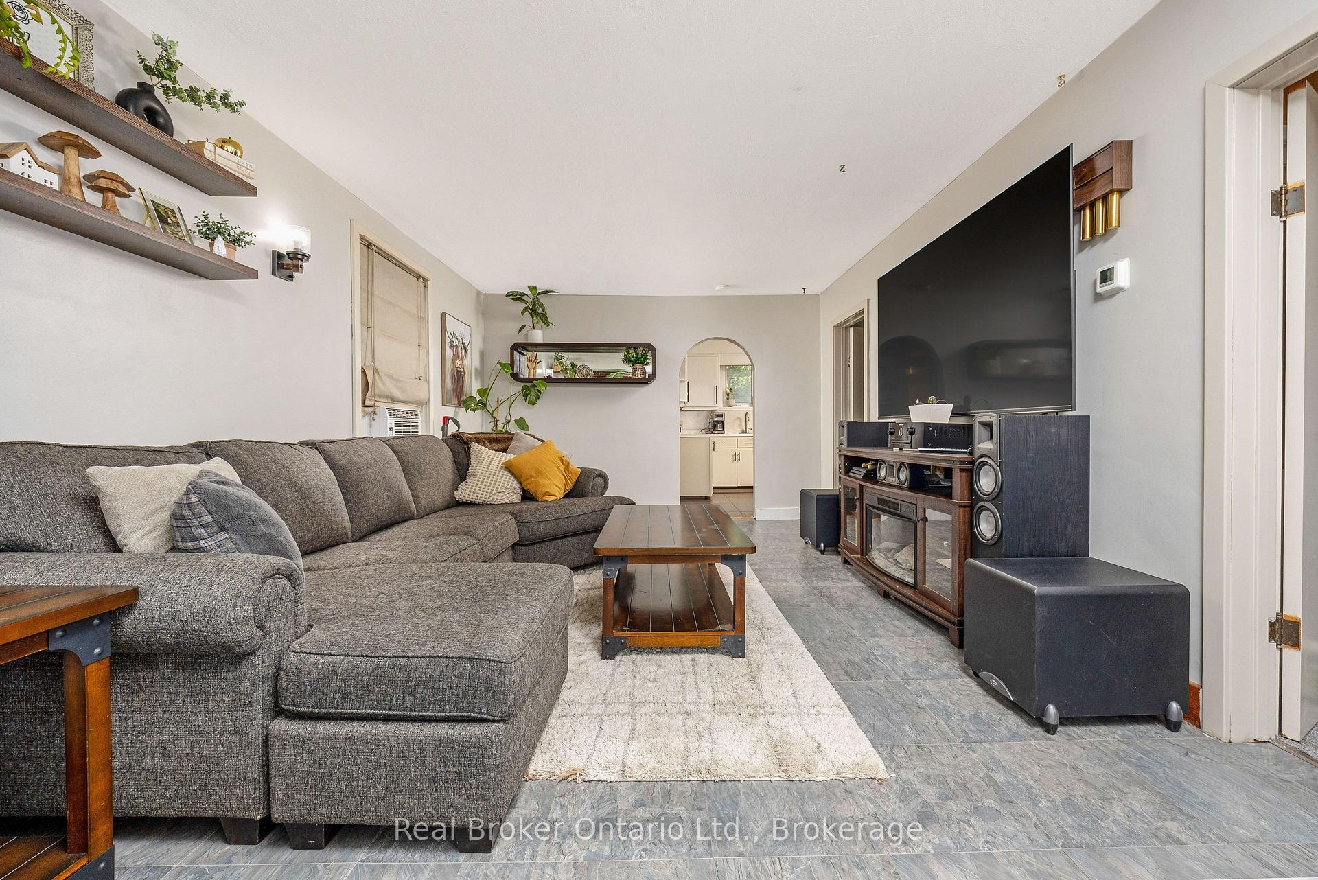 Photo 11 of 175 Stevenson Street S, Guelph, St. Patrick's Ward — HOMEH