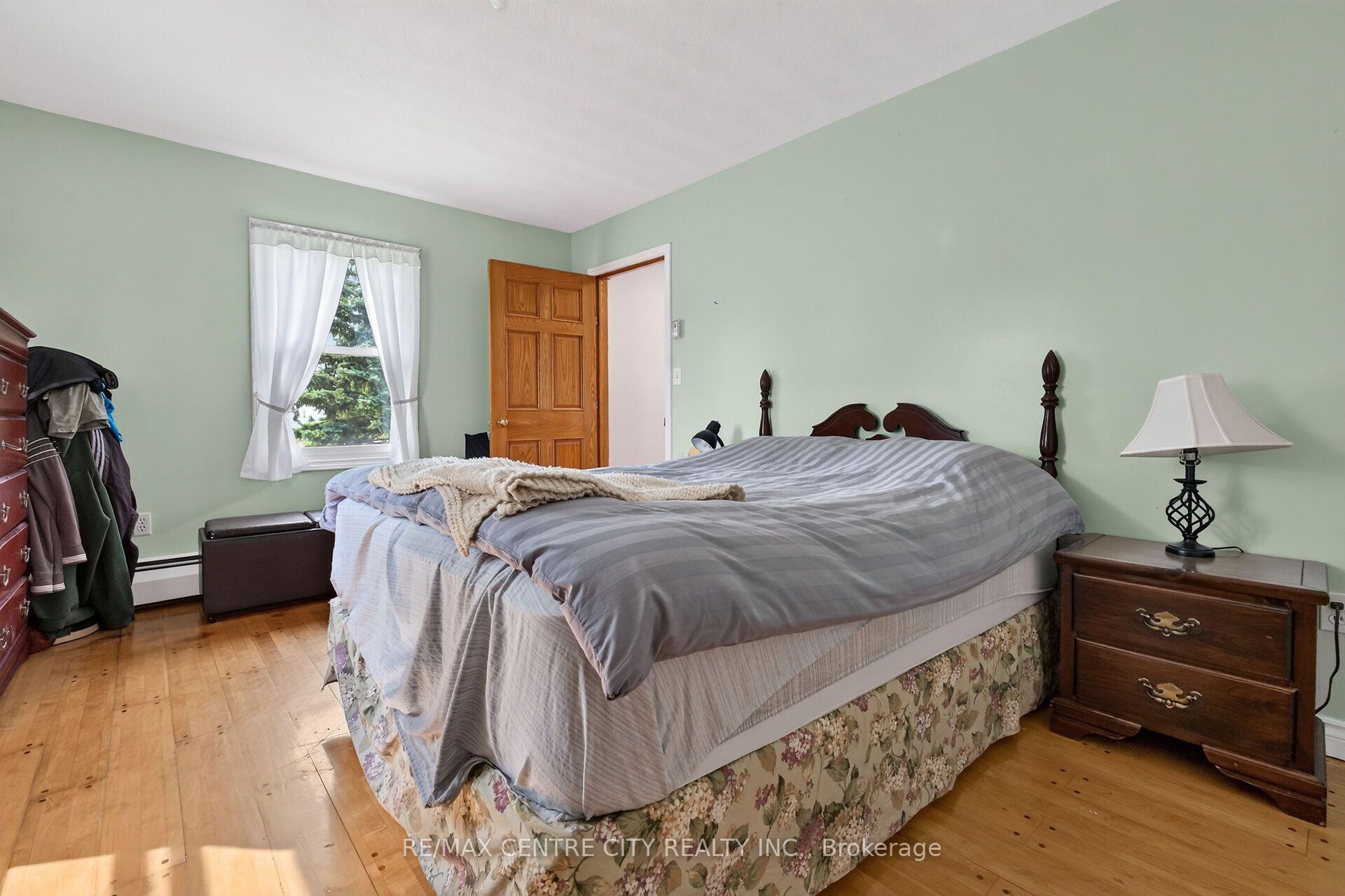 Photo 34 of 2440 Bruce 1 Road, Brockton — HOMEH