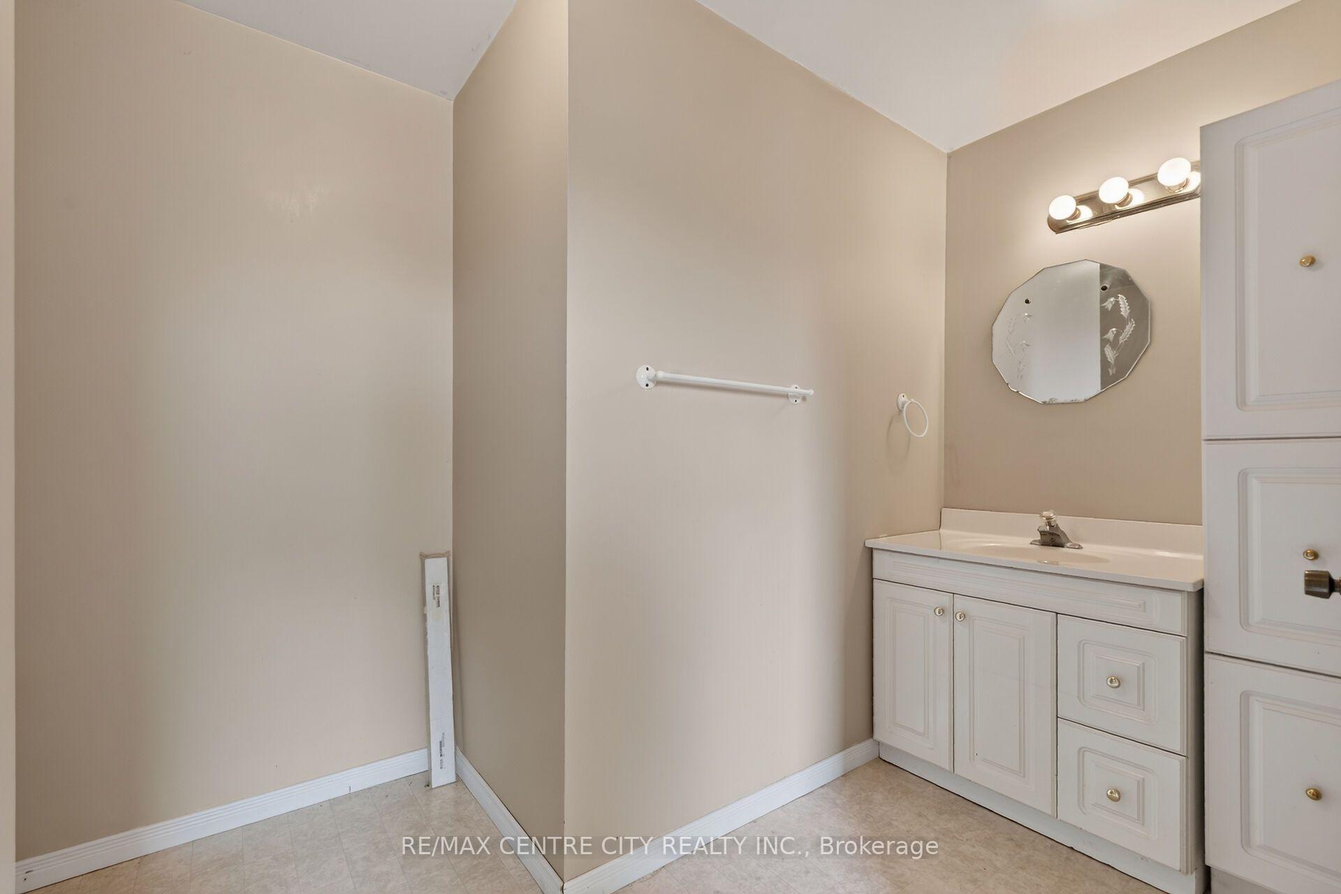 Photo 46 of 2440 Bruce 1 Road, Brockton — HOMEH