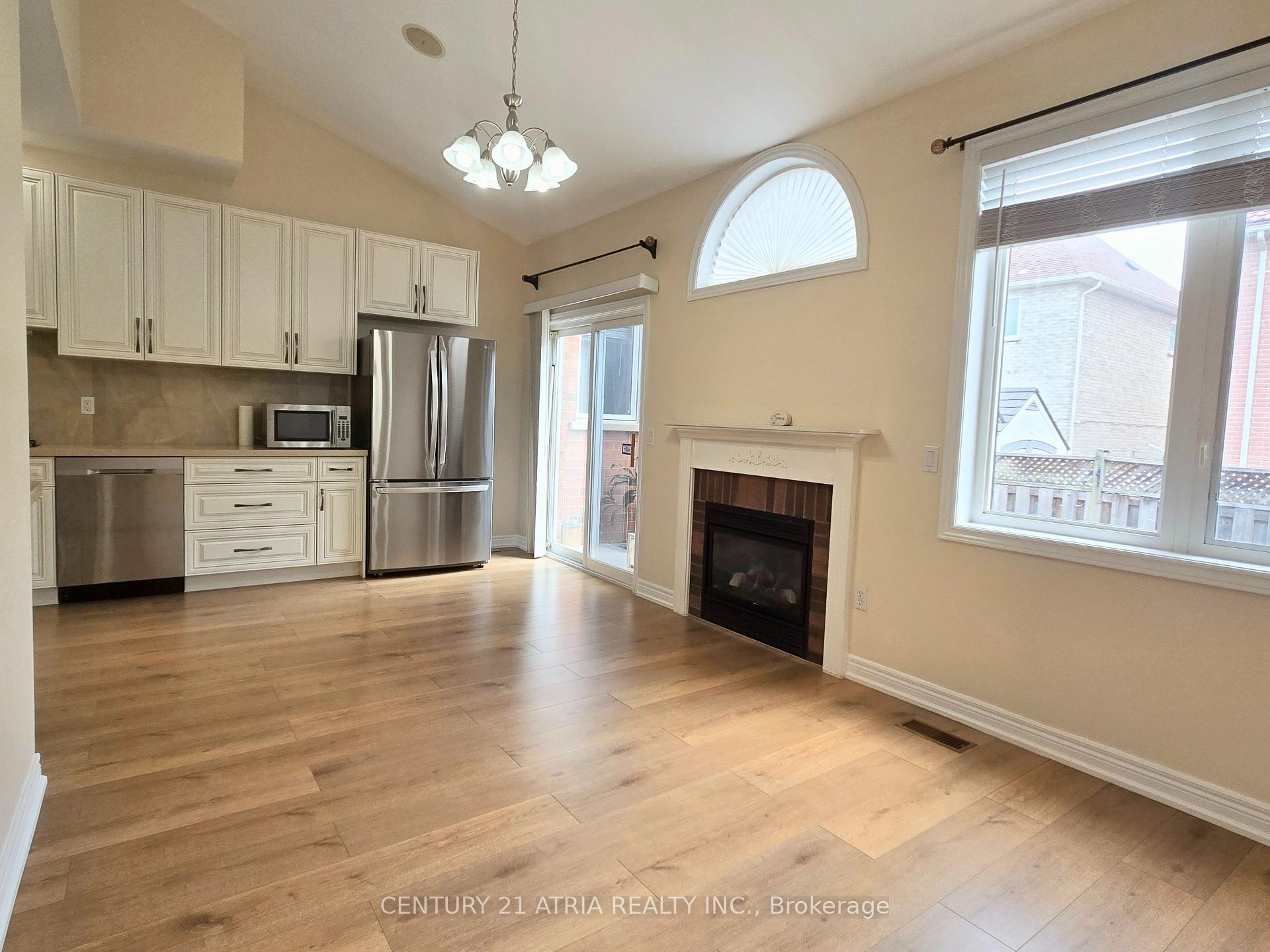 Photo 17 of 31 Cliveden Place, Markham, Berczy — HOMEH