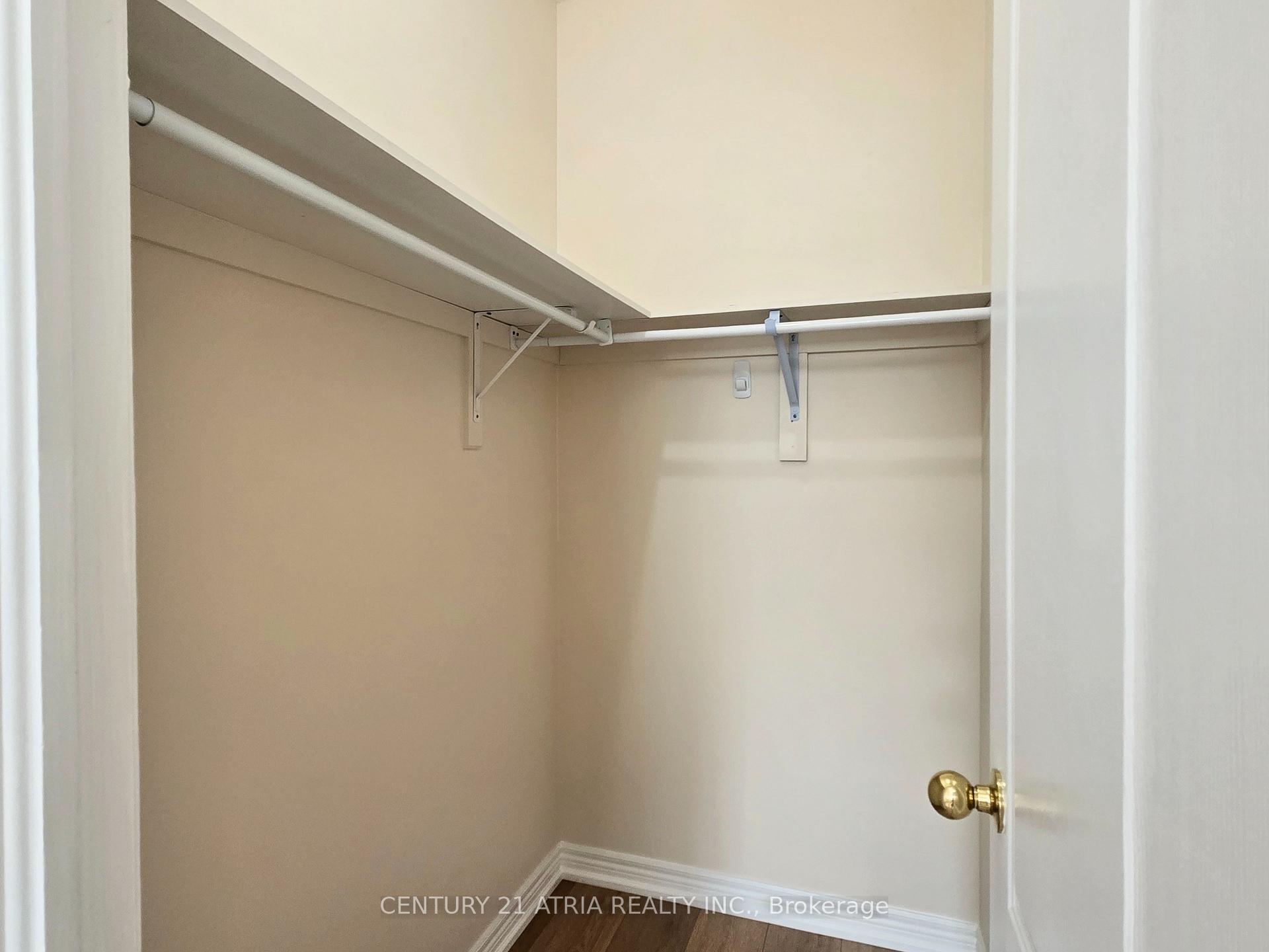 Photo 22 of 31 Cliveden Place, Markham, Berczy — HOMEH