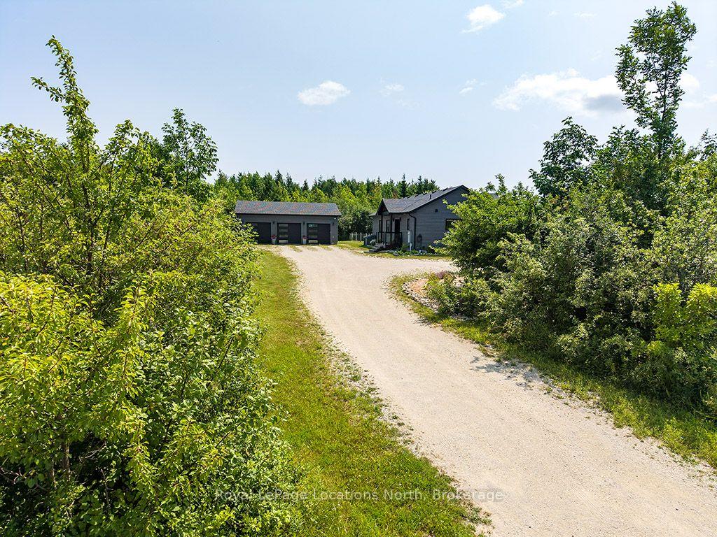 Photo 4 of 217 St Vincent Crescent, Meaford — HOMEH