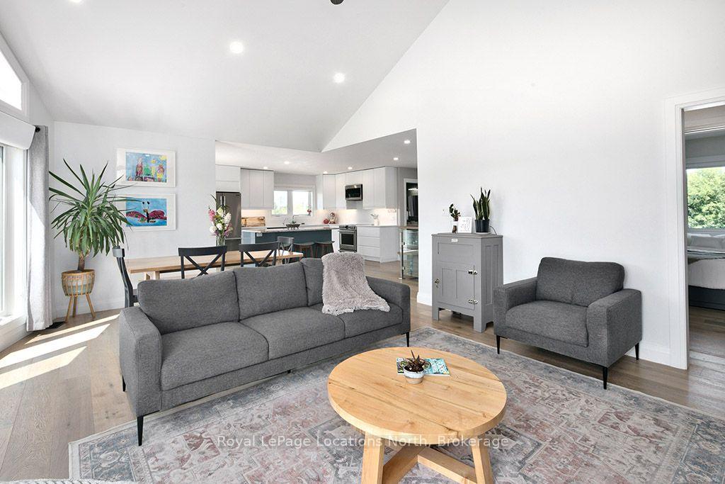 Photo 18 of 217 St Vincent Crescent, Meaford — HOMEH