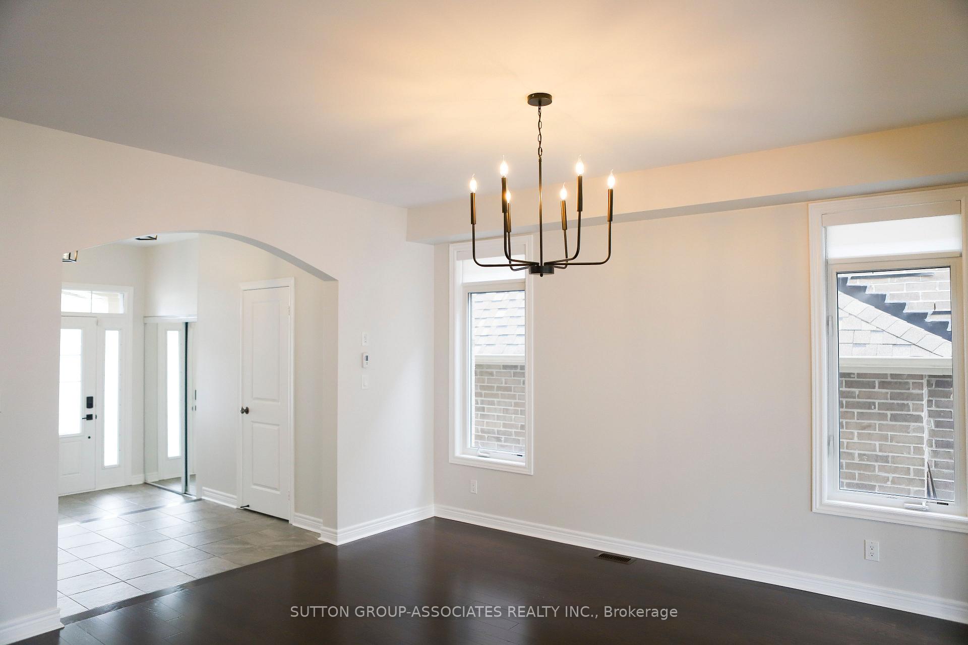 Photo 4 of 72 Treetops Boulevard, New Tecumseth, Alliston — HOMEH