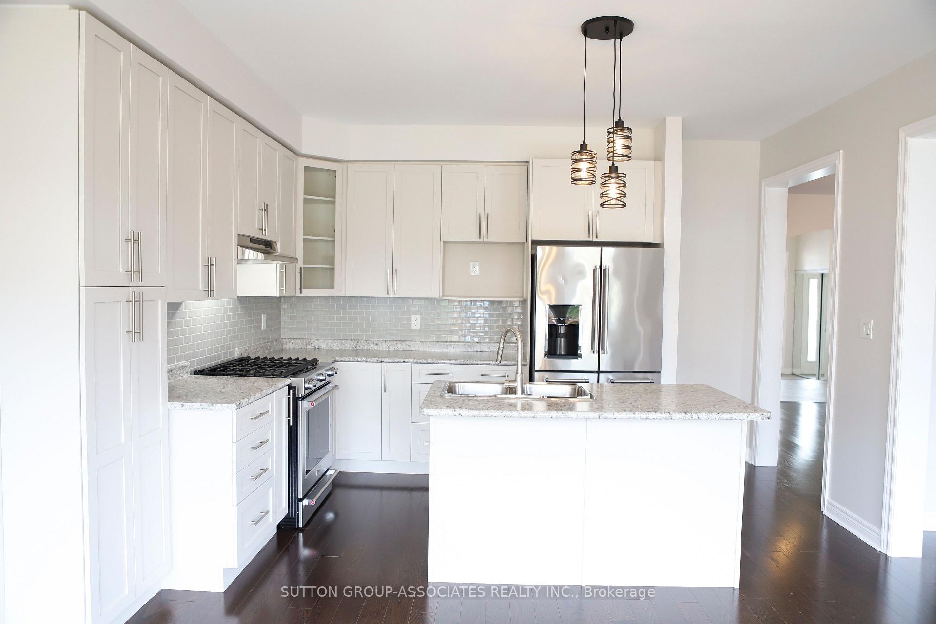 Photo 12 of 72 Treetops Boulevard, New Tecumseth, Alliston — HOMEH