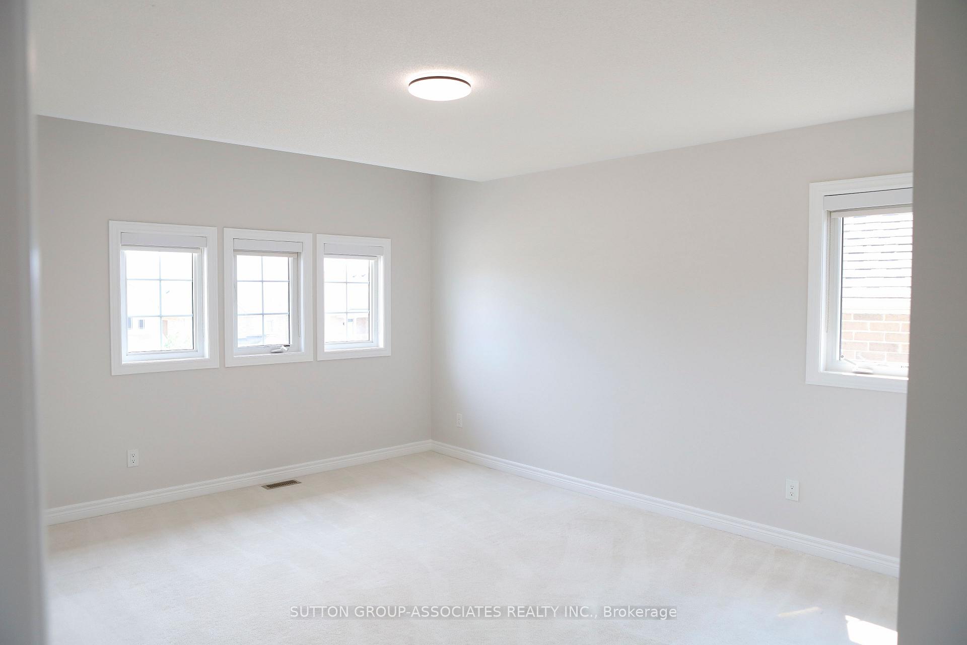 Photo 15 of 72 Treetops Boulevard, New Tecumseth, Alliston — HOMEH