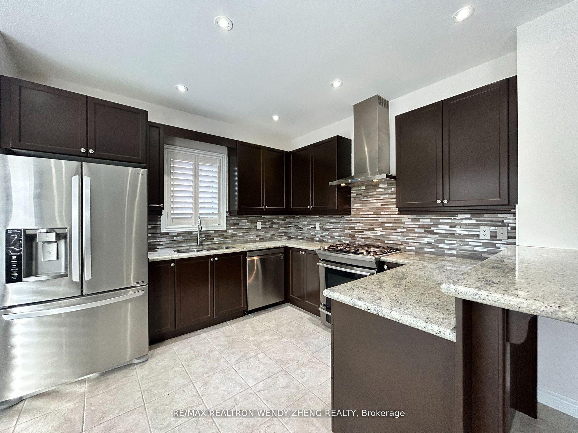 Photo 8 of Unit Upper, 33 Begonia Crescent, Brampton, Northwest Sandalwood Parkway — HOMEH