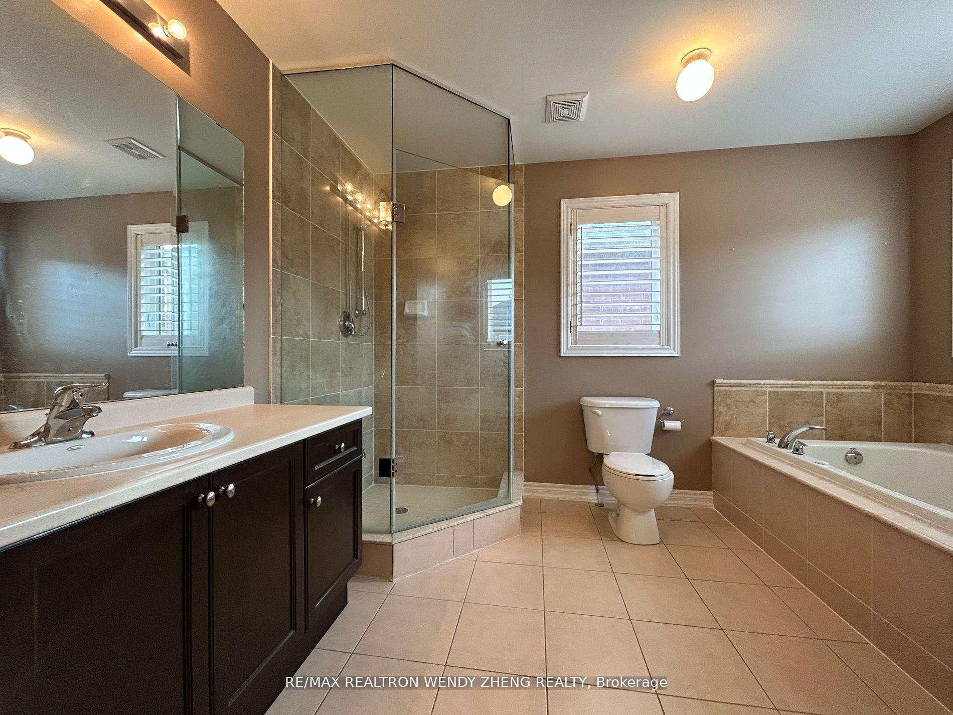 Photo 12 of Unit Upper, 33 Begonia Crescent, Brampton, Northwest Sandalwood Parkway — HOMEH
