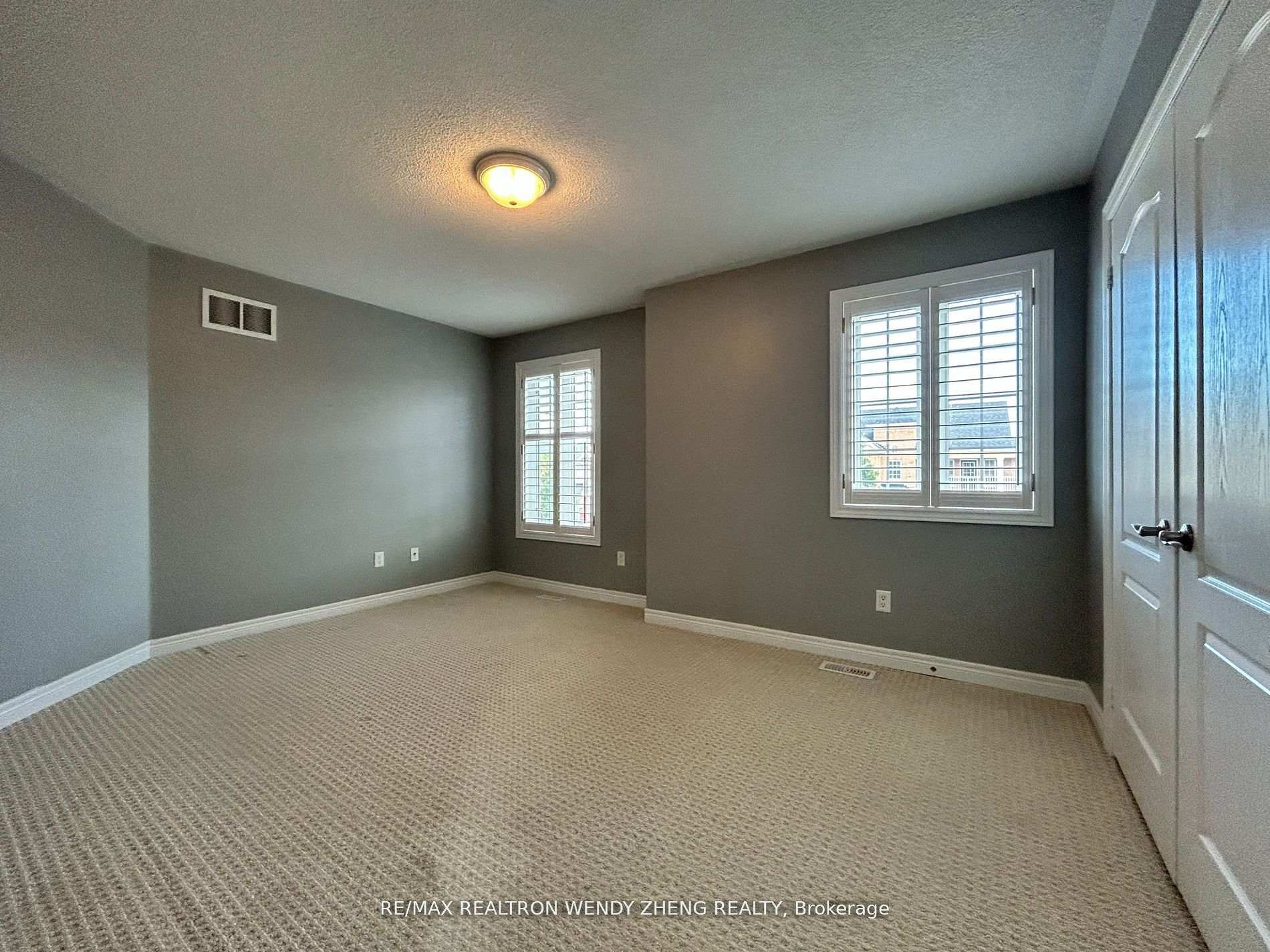 Photo 13 of Unit Upper, 33 Begonia Crescent, Brampton, Northwest Sandalwood Parkway — HOMEH