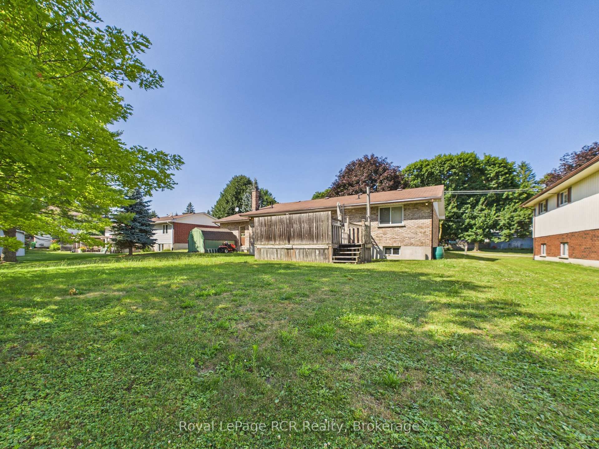 Photo 31 of 96 James Street, North Huron, Wingham — HOMEH