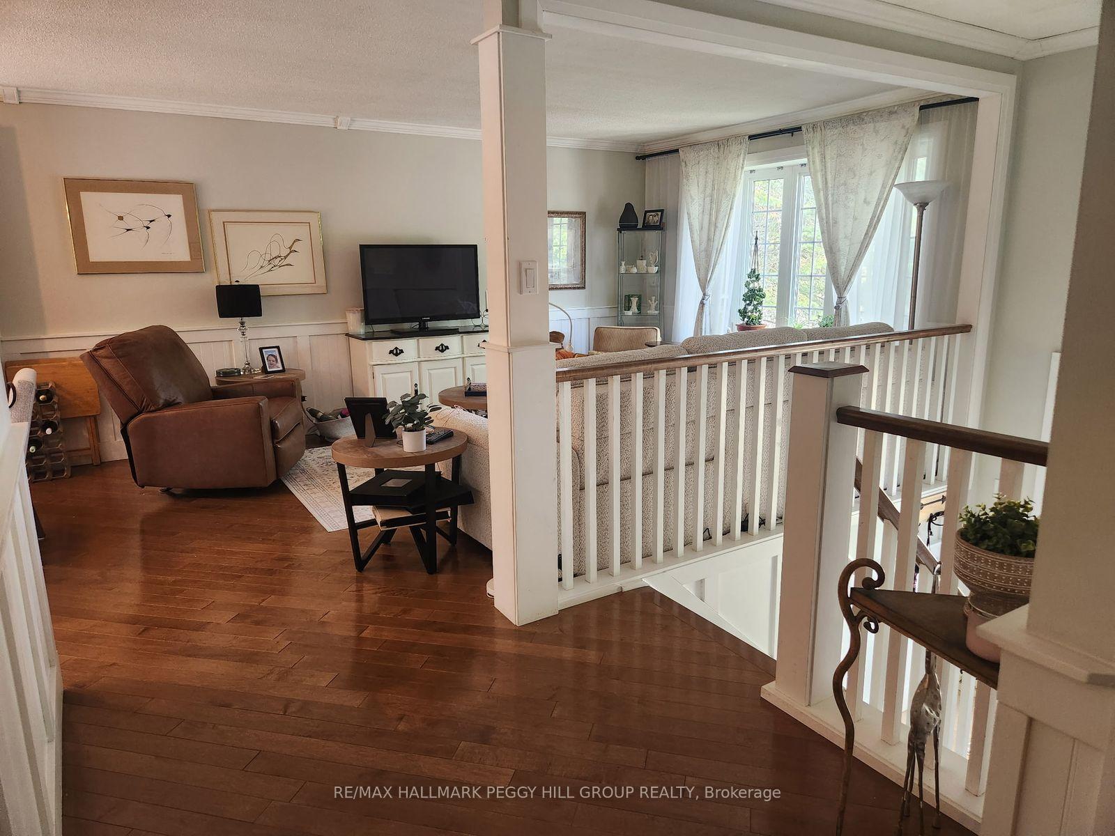 Photo 2 of 228 Dodson Road, Barrie, Painswick North — HOMEH