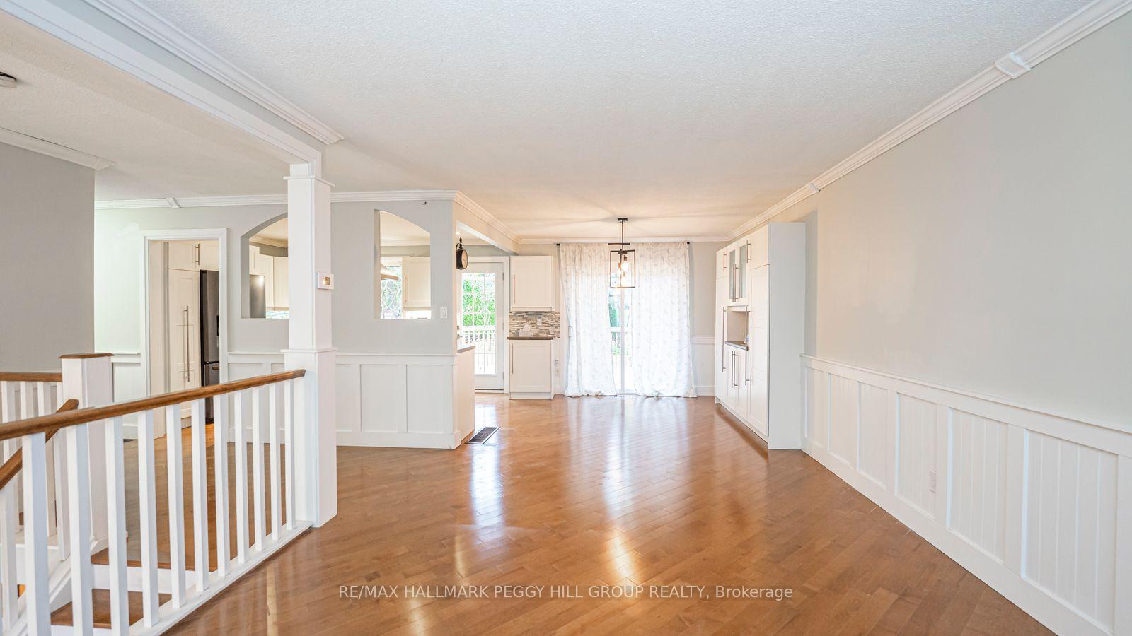 Photo 3 of 228 Dodson Road, Barrie, Painswick North — HOMEH