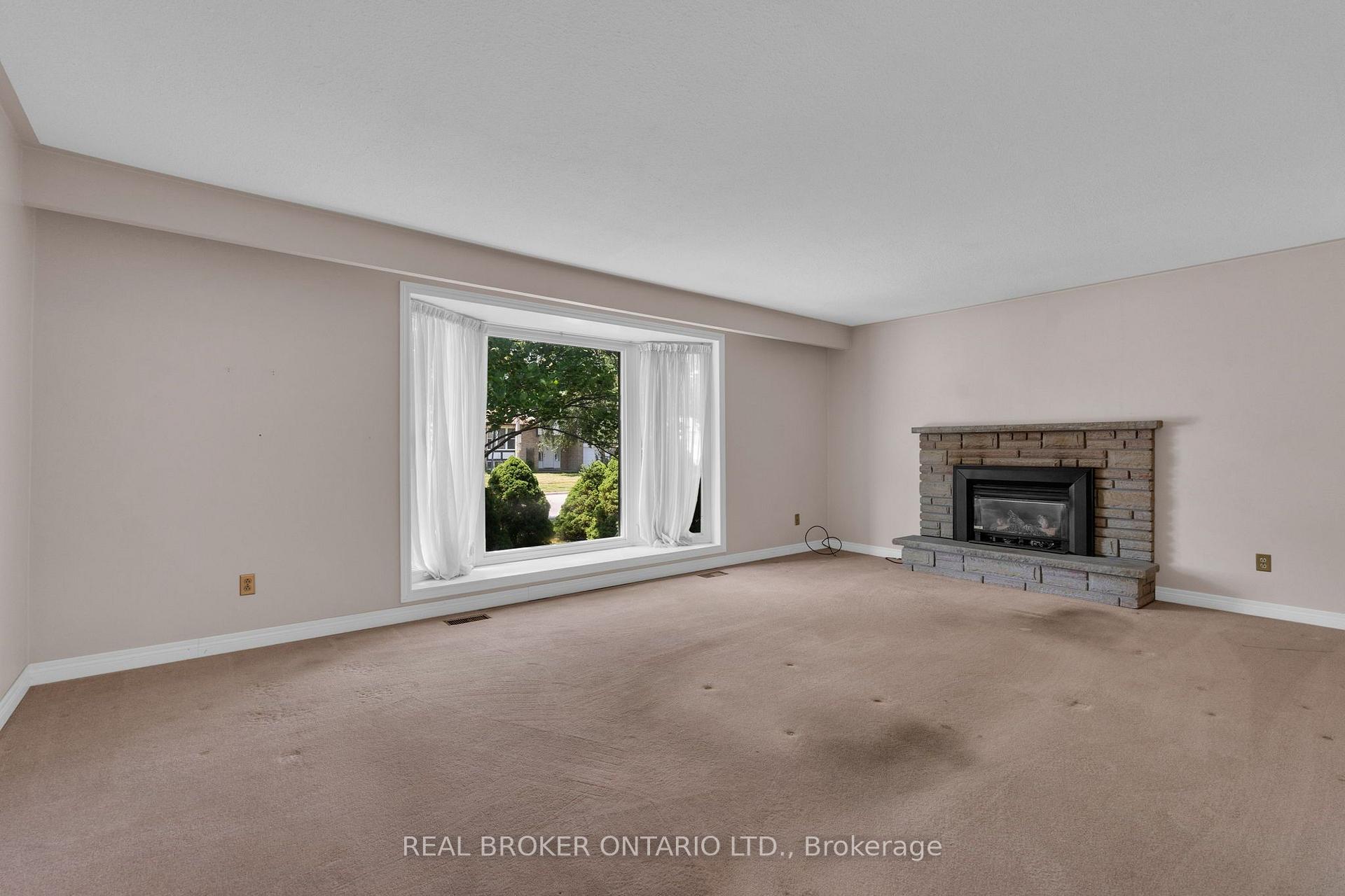 Photo 7 of 277 Cook Street, Barrie, Grove East — HOMEH