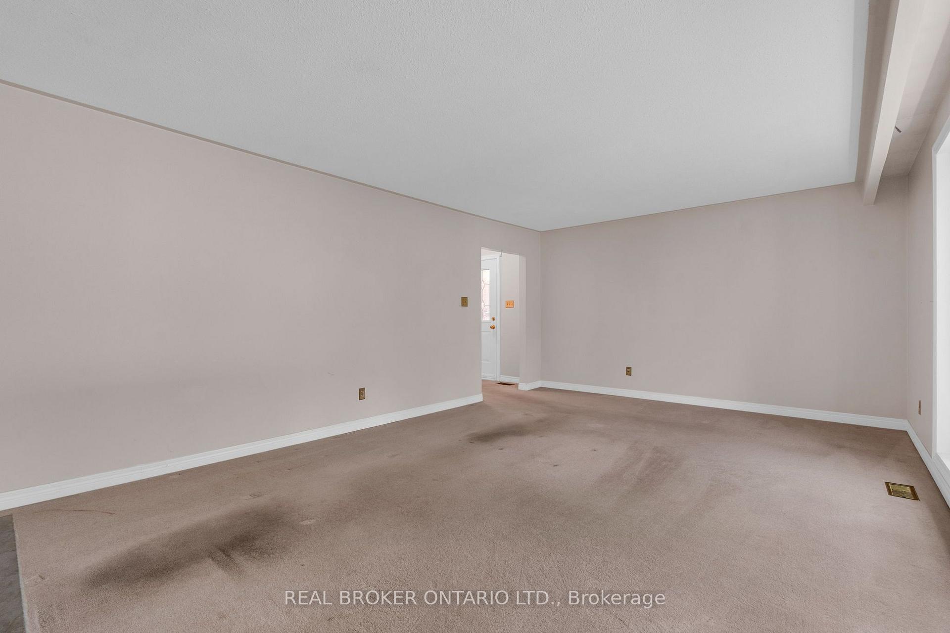 Photo 9 of 277 Cook Street, Barrie, Grove East — HOMEH