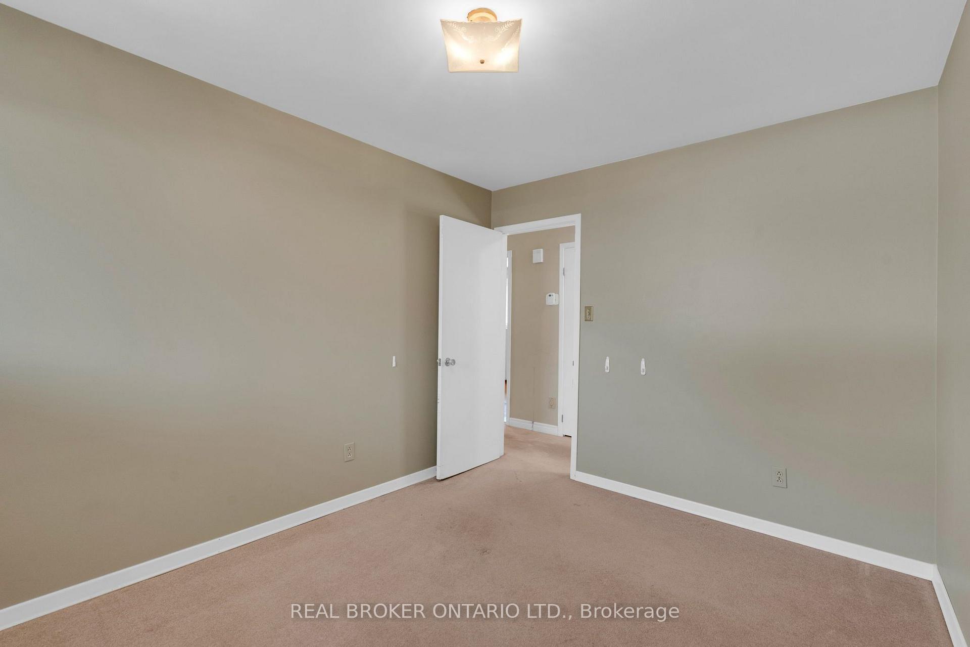 Photo 16 of 277 Cook Street, Barrie, Grove East — HOMEH