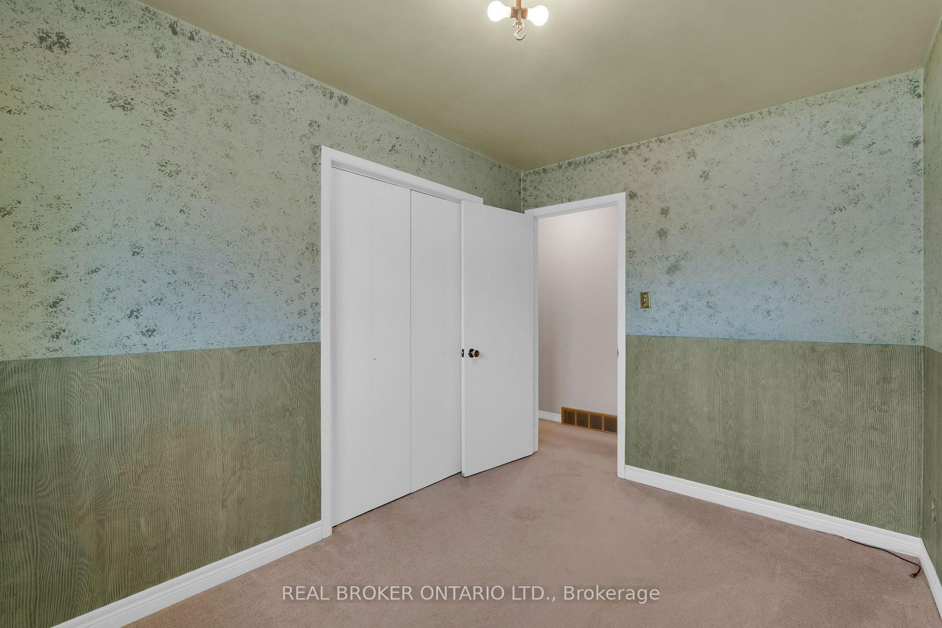 Photo 18 of 277 Cook Street, Barrie, Grove East — HOMEH