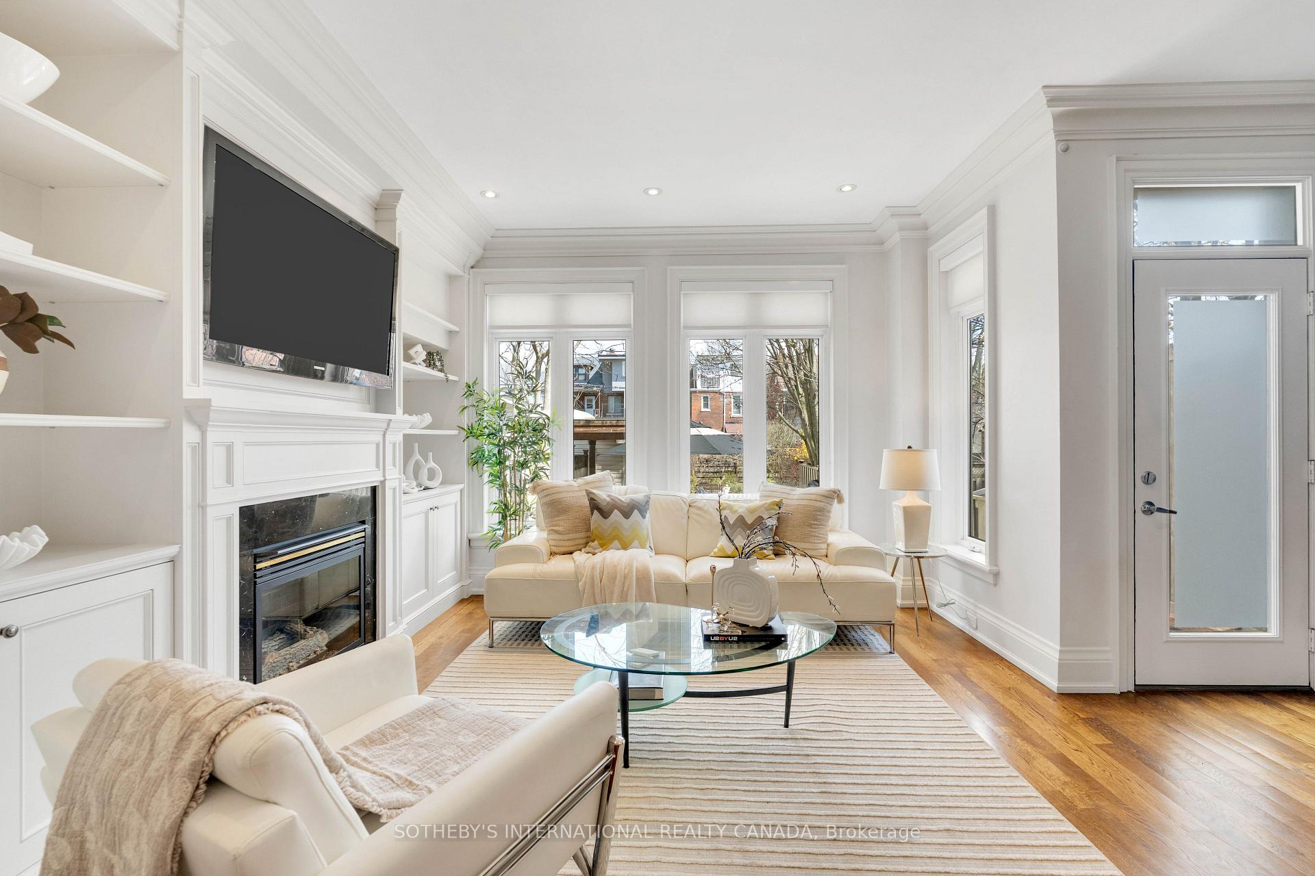 Photo 2 of 721 Markham Street, Toronto, The Annex — HOMEH