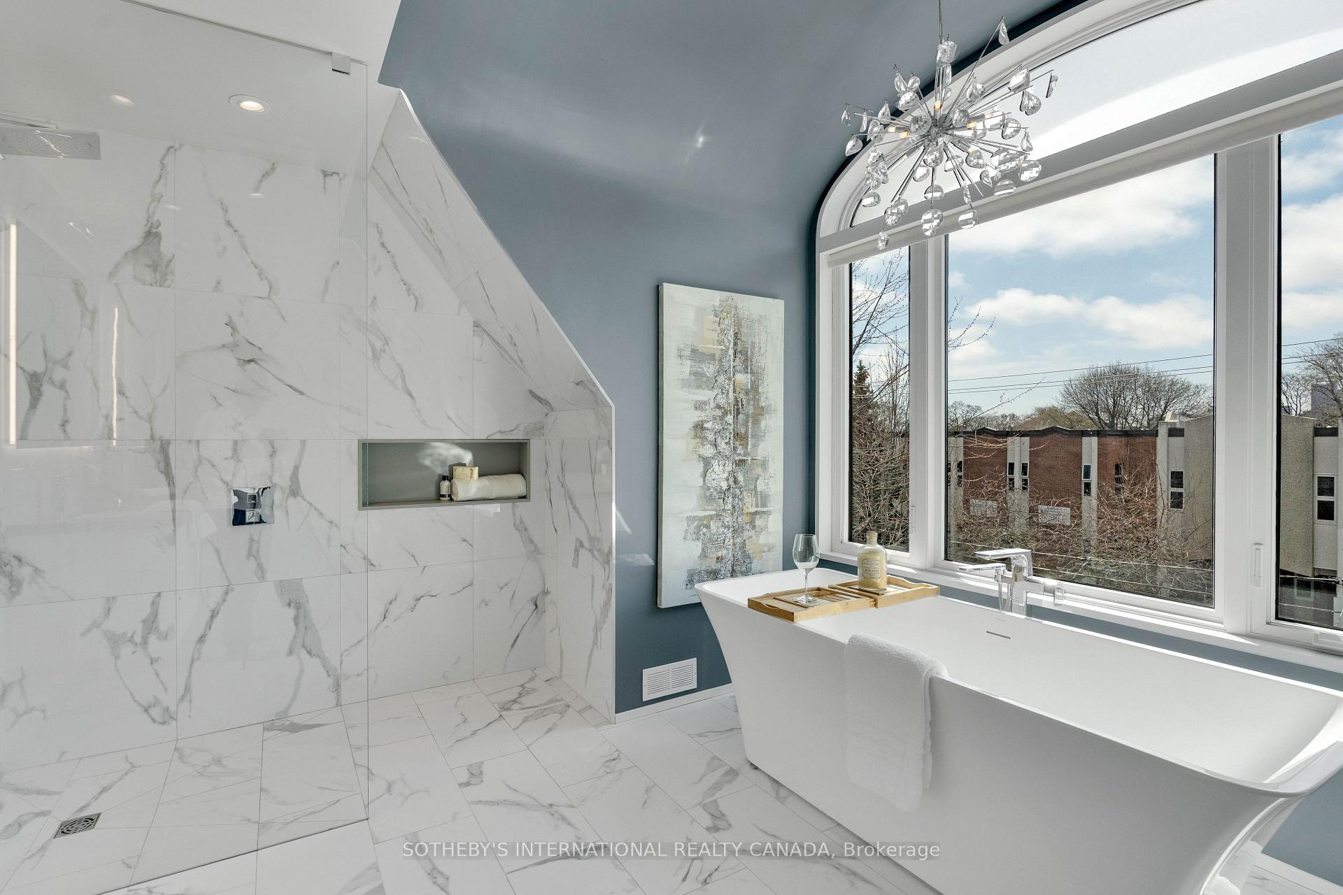 Photo 18 of 721 Markham Street, Toronto, The Annex — HOMEH