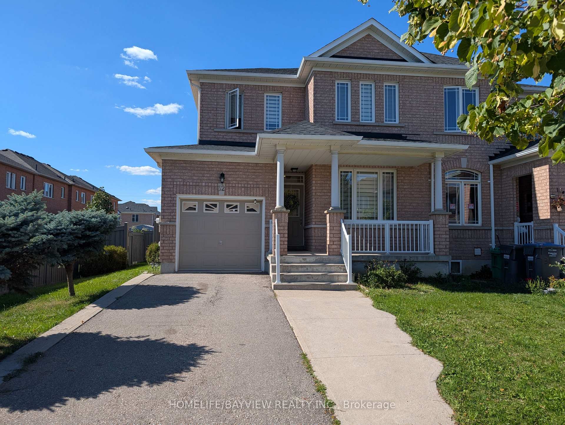 Photo 1 of 32 Devonsleigh Drive, Brampton, Fletcher's Meadow — HOMEH