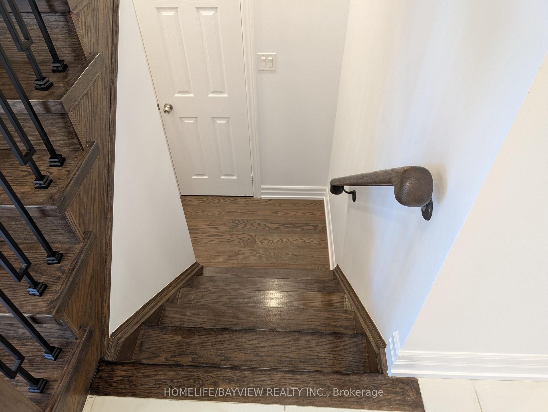 Photo 14 of 32 Devonsleigh Drive, Brampton, Fletcher's Meadow — HOMEH