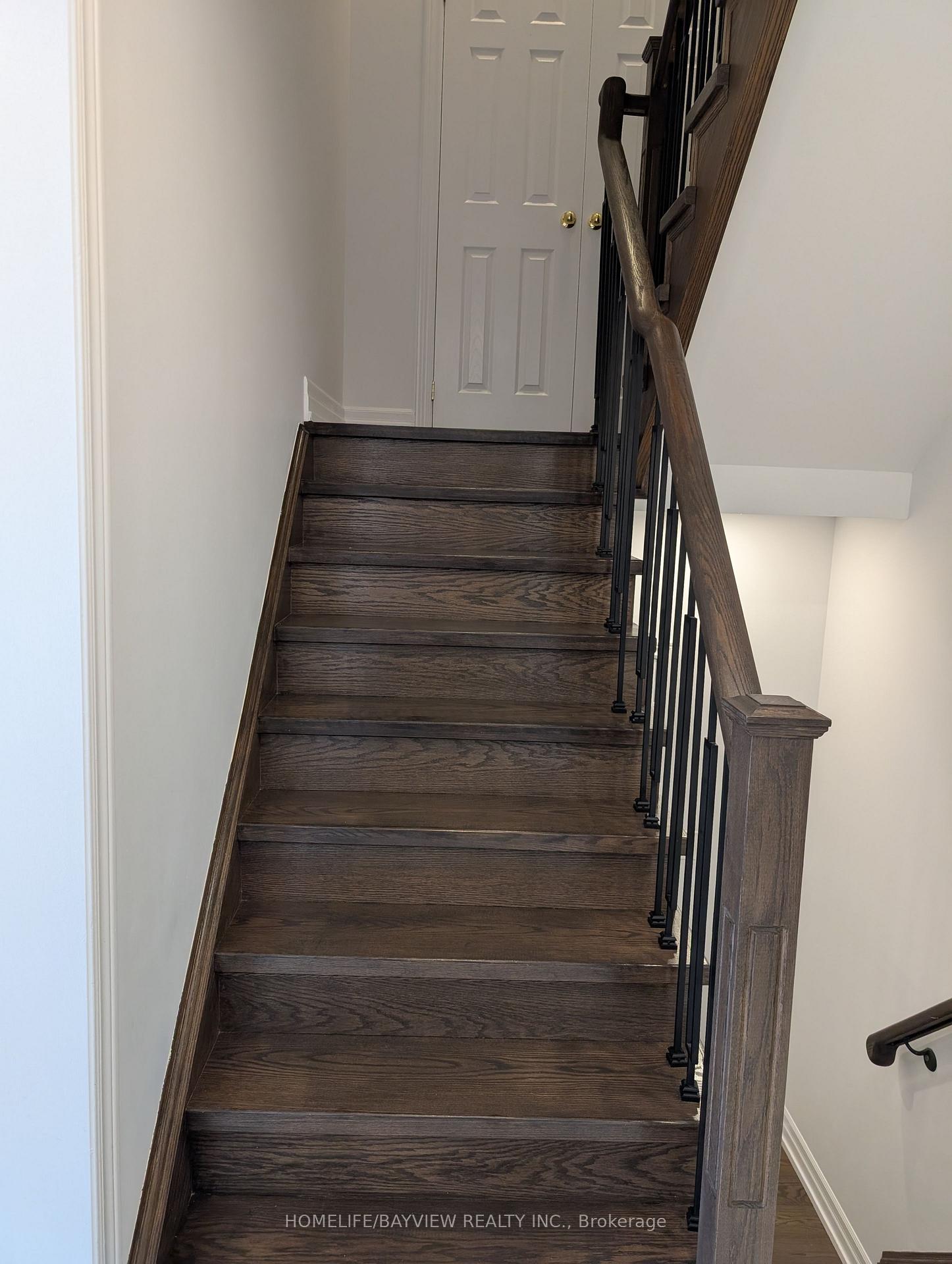Photo 16 of 32 Devonsleigh Drive, Brampton, Fletcher's Meadow — HOMEH