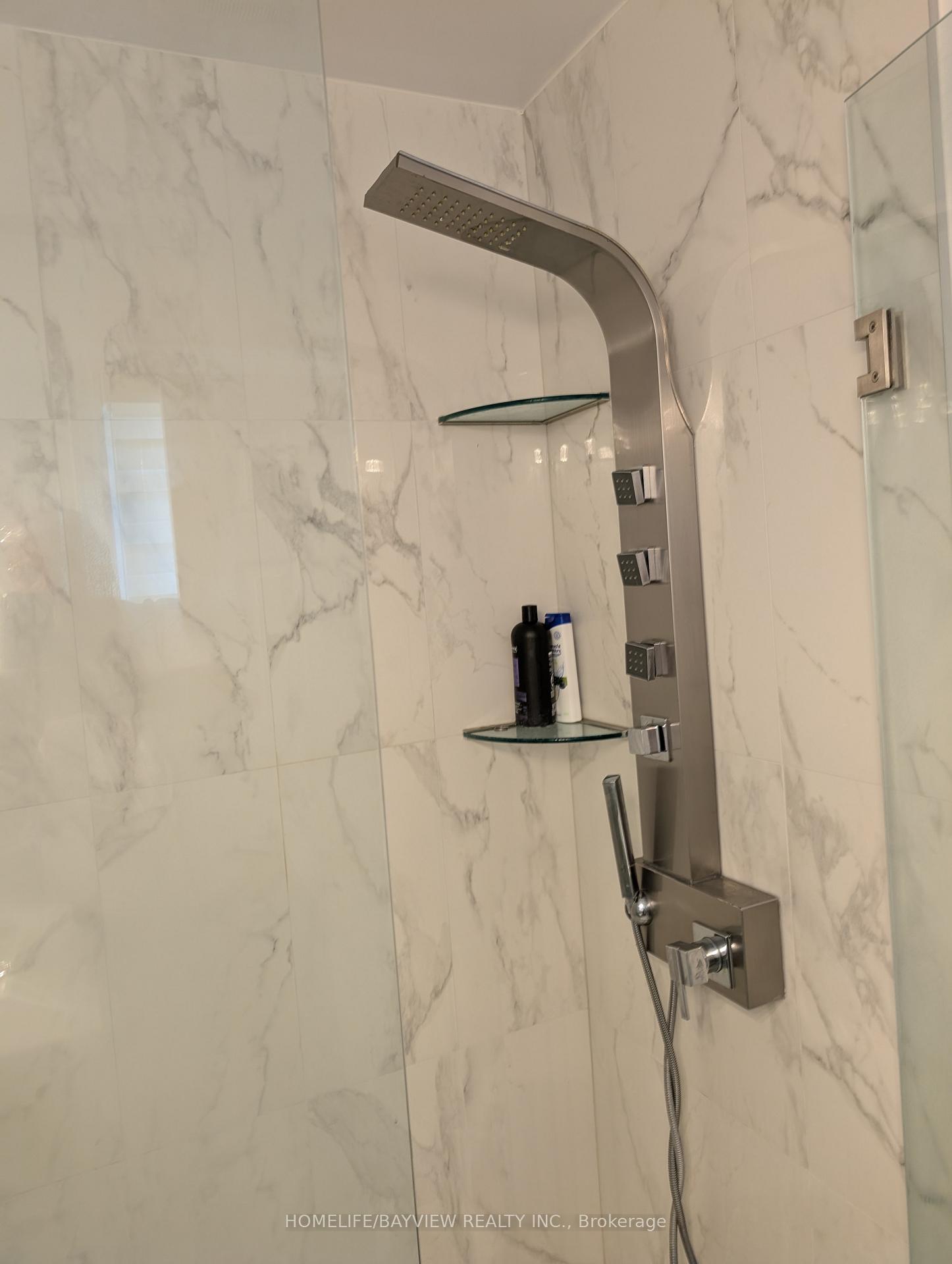 Photo 21 of 32 Devonsleigh Drive, Brampton, Fletcher's Meadow — HOMEH