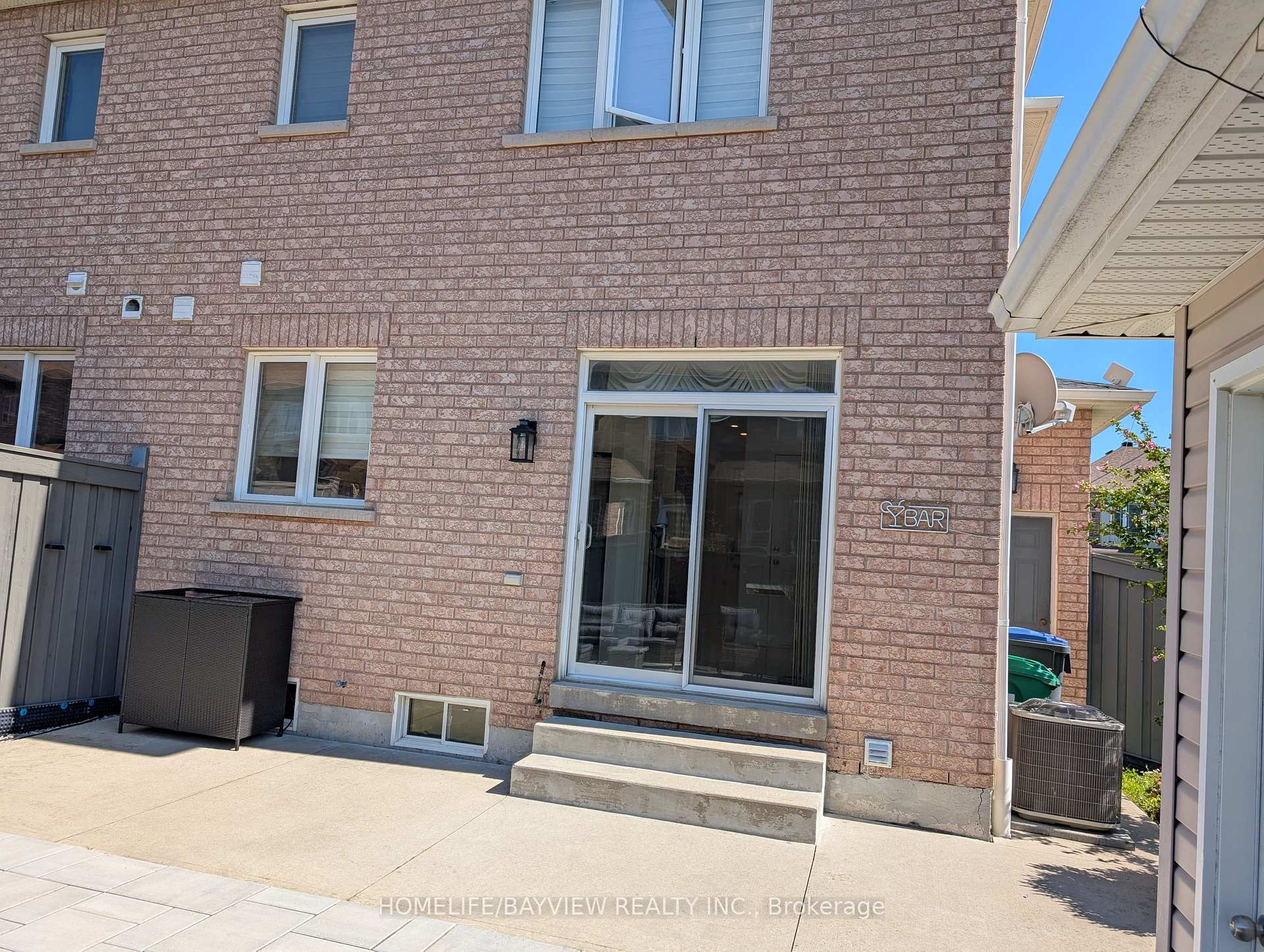 Photo 27 of 32 Devonsleigh Drive, Brampton, Fletcher's Meadow — HOMEH